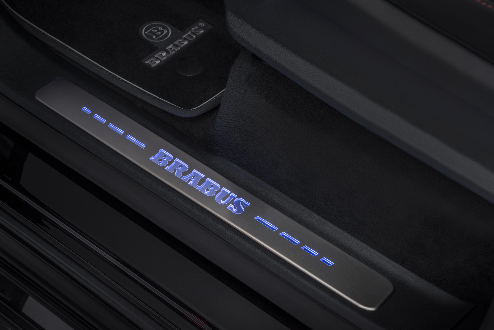 2019-mercedes-benz-g-class-brabus-tuning-36 Tired Of Tahoes? Mercedes G500 By Brabus Would Look Great In A Black-Ops Flick