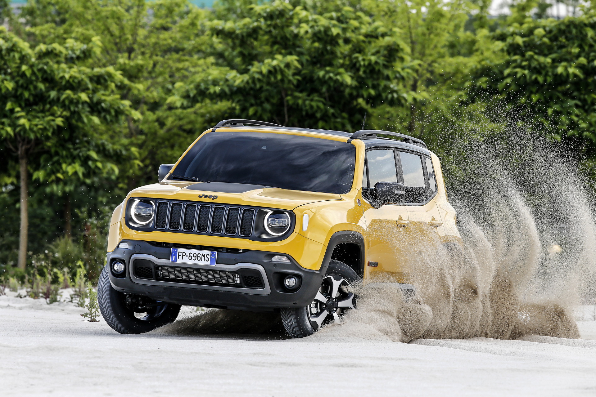 2019-Jeep-Renegade-54 2019 Jeep Renegade: Here’s What The Facelifted Model Costs In The UK