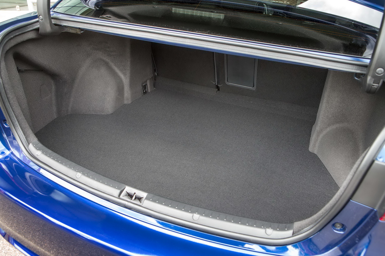 toyota-avensis-12 Sorry Sir, You Cannot Order An Avensis Anymore; May We Suggest The Camry Hybrid?