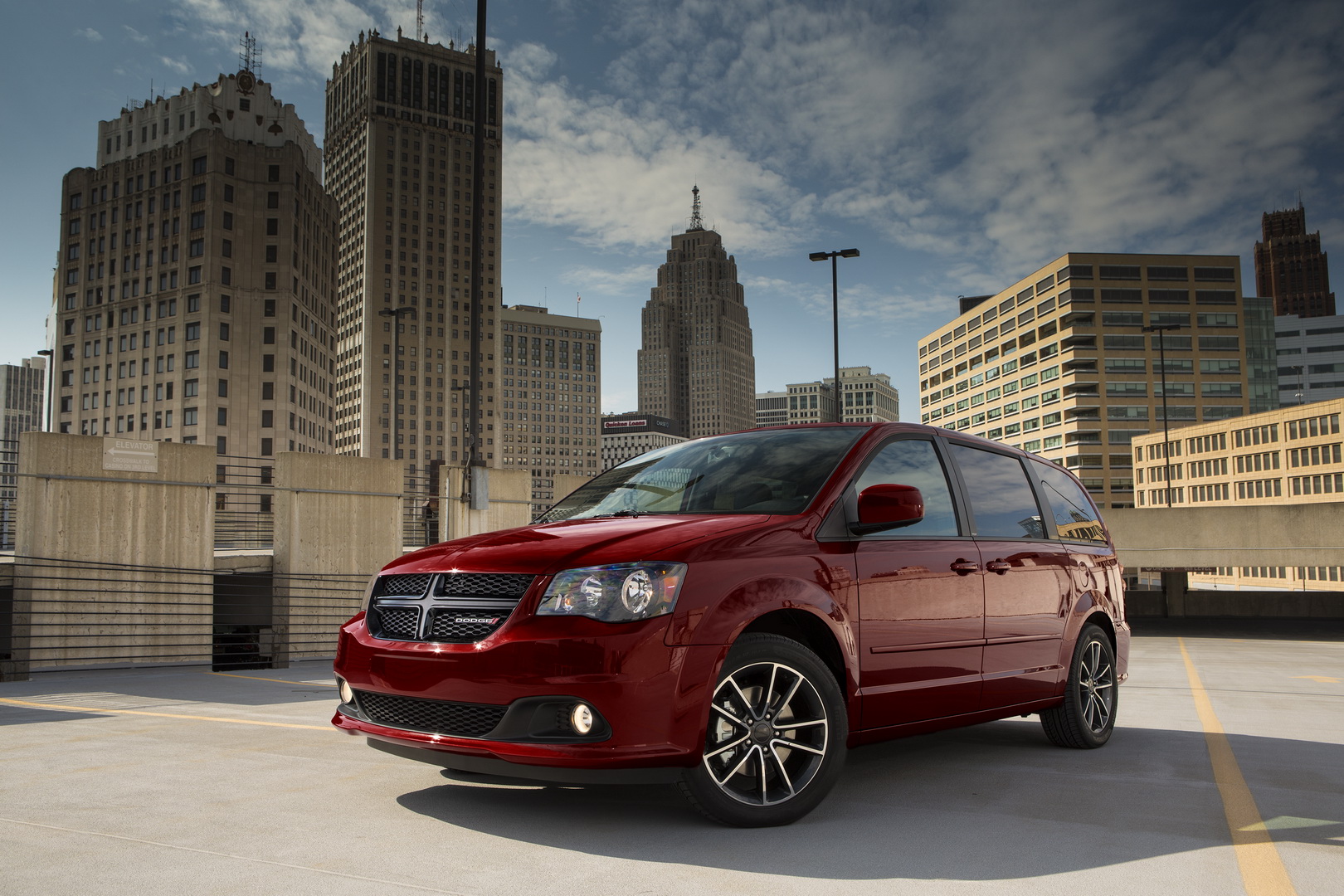 2018 Dodge Grand Caravan SXT Blacktop Package Dodge Grand Caravan, Jeep Compass And Cherokee Recalled Over Faulty Brakes