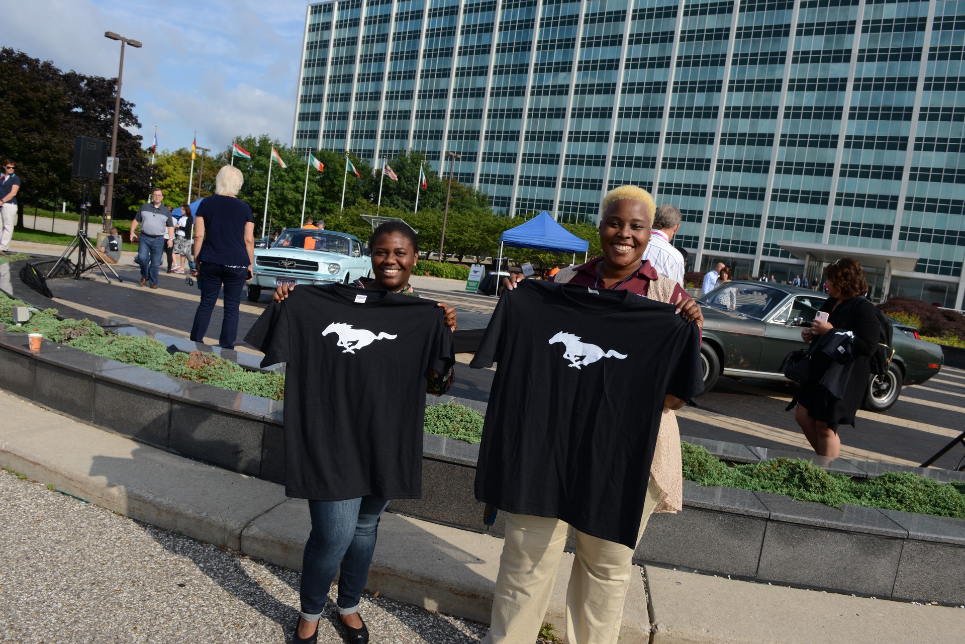 Ford-Mustang-22 Ford Unveils The 10 Millionth Mustang, Has 296 HP More Than The Original