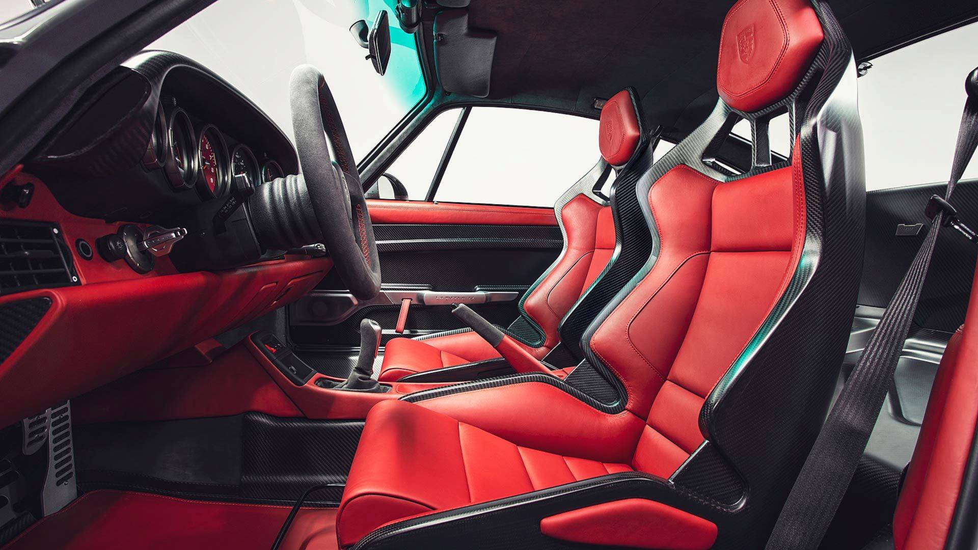 Gunther-Werks-Porsche-911-06 Nothing To See Here, Just A Glorious Naked-Carbon Porsche 993 Body By Gunther Werks