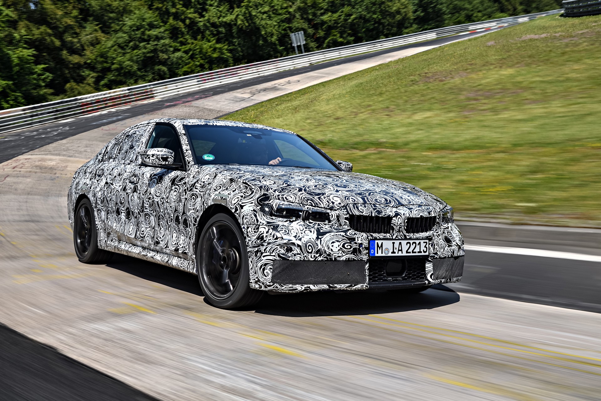 2019-BMW-3-Series-13 2019 BMW 3-Series Drops 121 Pounds, Will Have The Most Powerful Four-Cylinder Ever