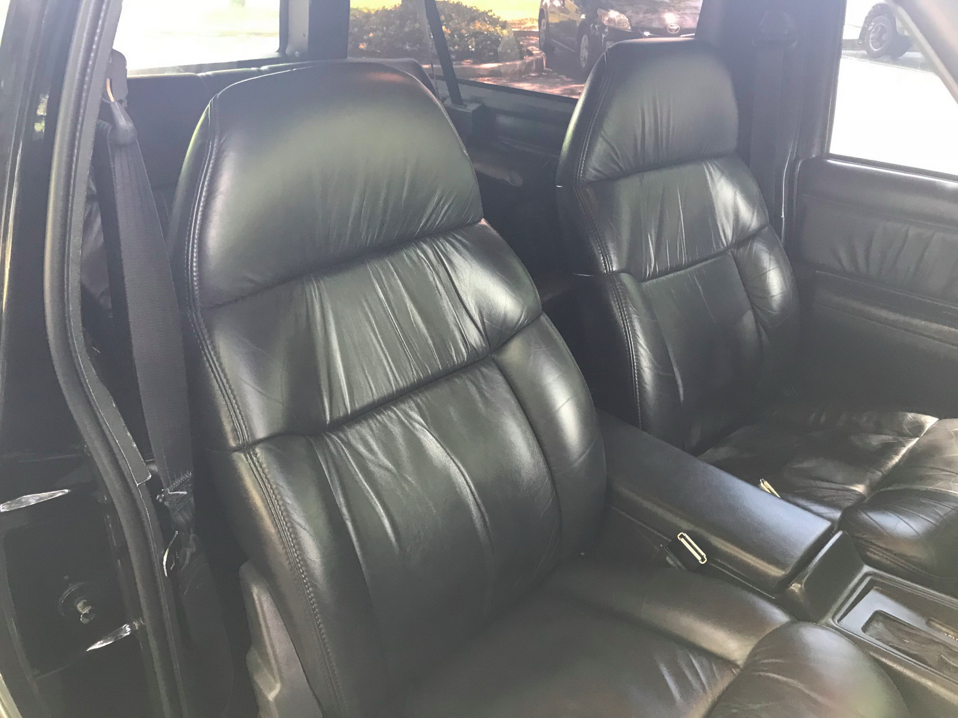 1993-gmc-typhoon-bat-auction-50 GMC Typhoon Turbo AWD Is Your 1990s Sleeper SUV