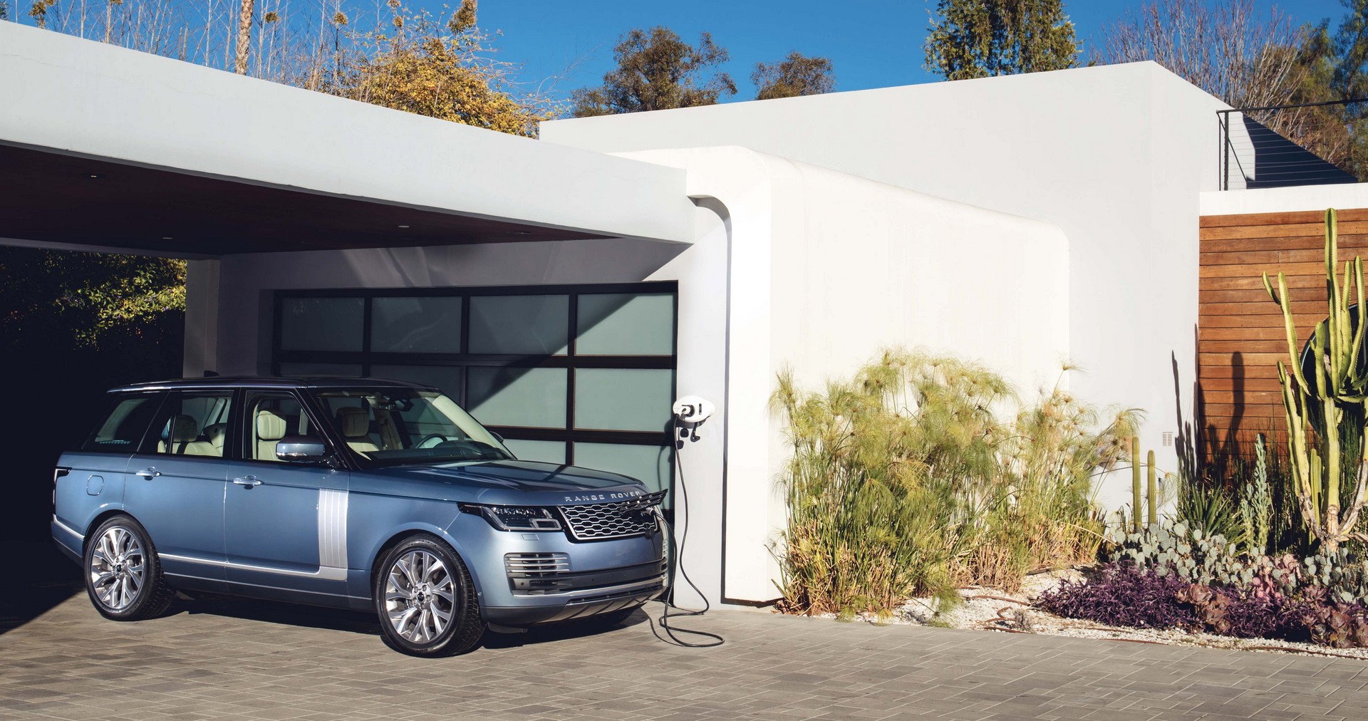 2019-Range-Rover-6 2019 Range Rover Gains Plug-In Hybrid Variant In US