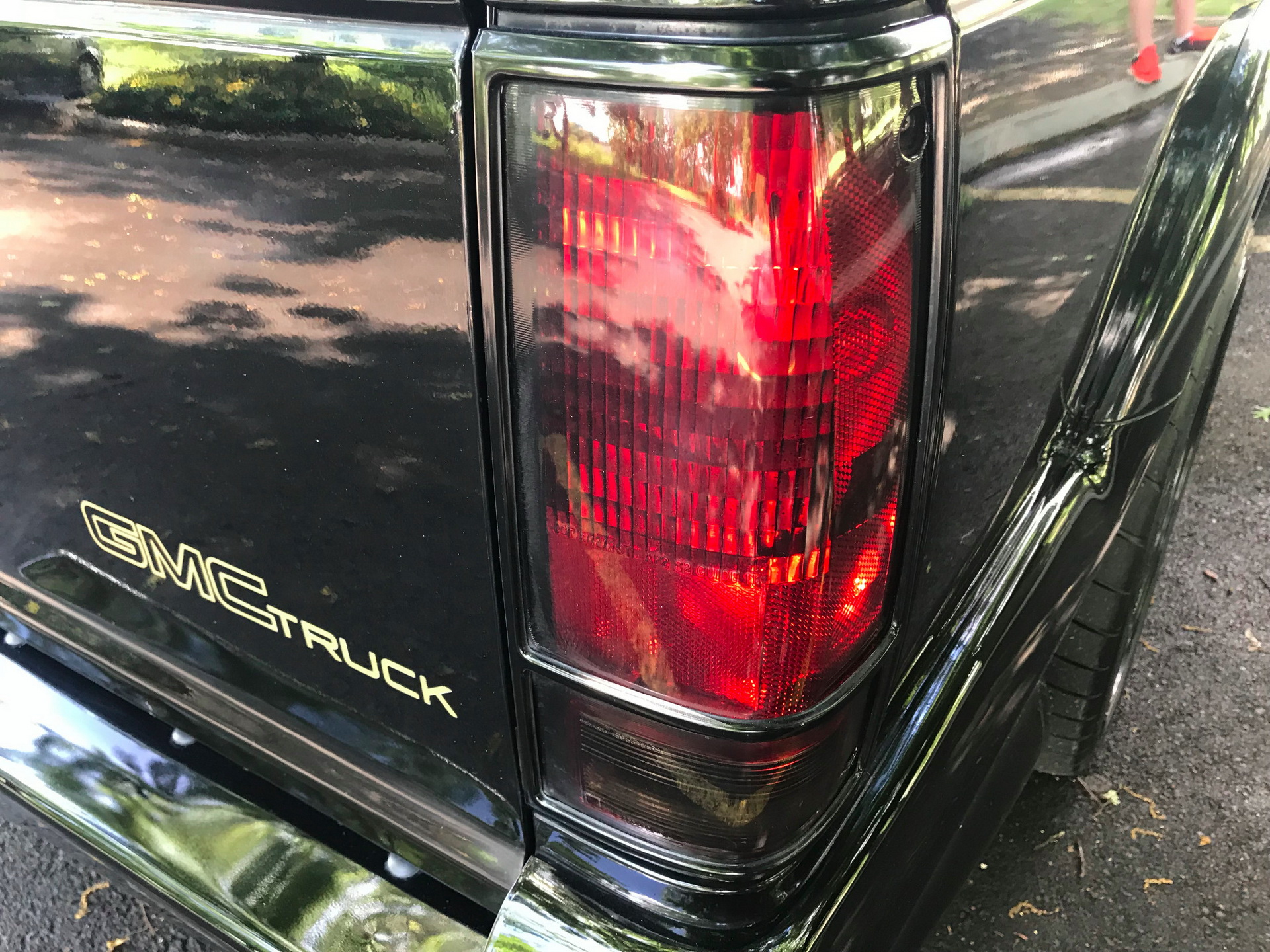 1993-gmc-typhoon-bat-auction-7 GMC Typhoon Turbo AWD Is Your 1990s Sleeper SUV