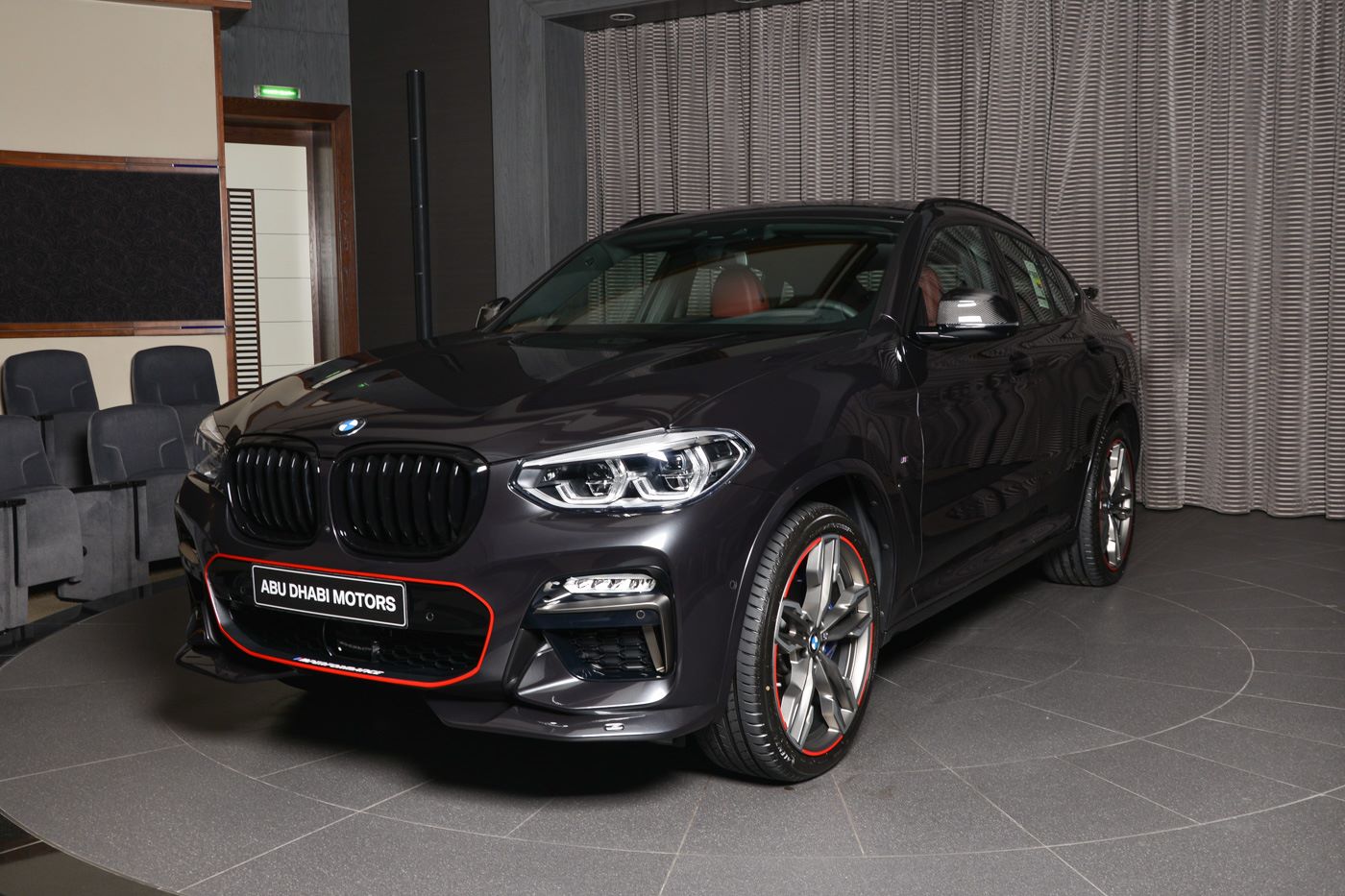 bmw-x4-m40i-tuned-abu-dhabi-1 New BMW X4 M40i Puts On M Performance And AC Schnitzer Parts
