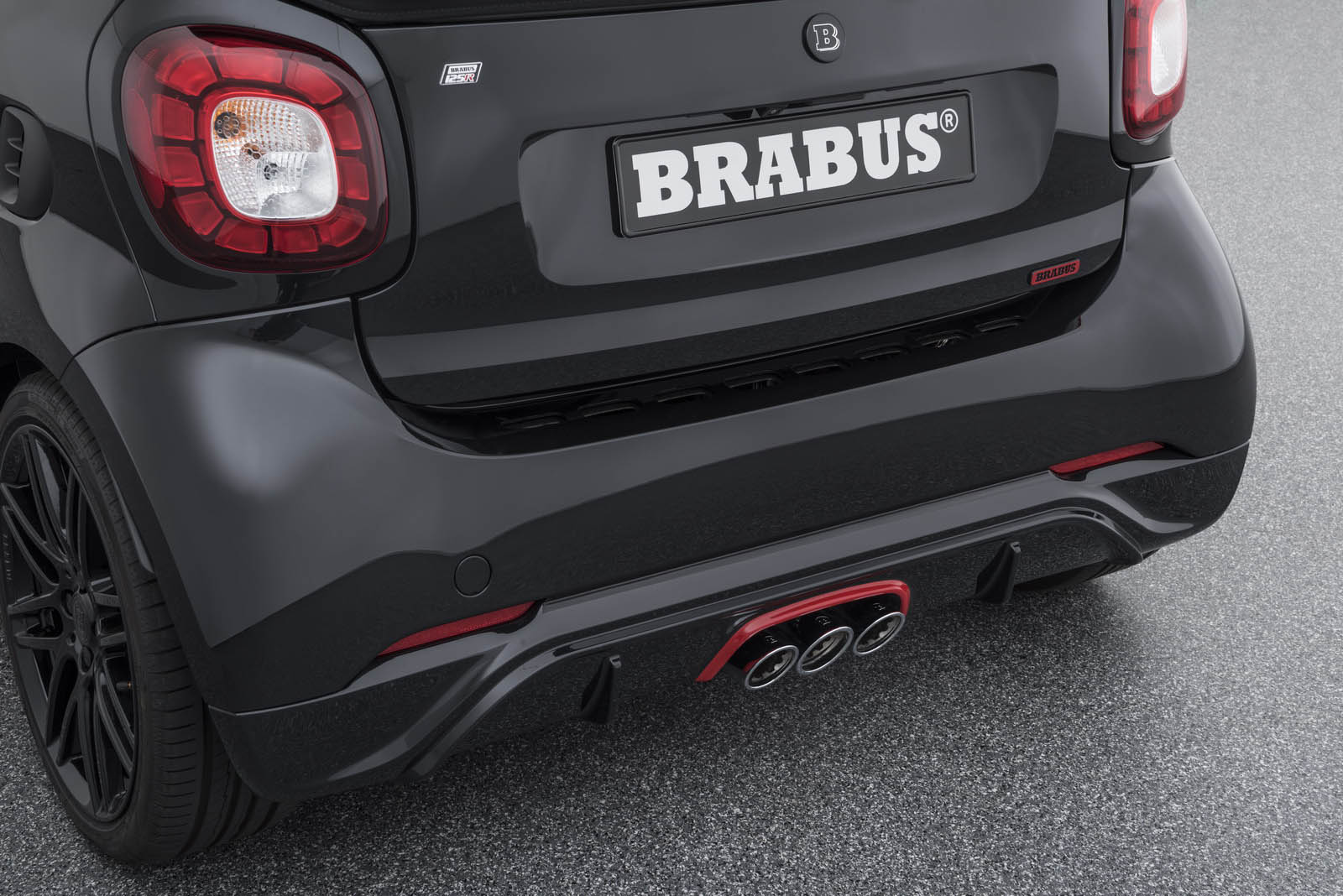 BRABUS-125R-b18aa0220 Brabus 125R Is The Mighty Mouse Of Smart Fortwo Cabrios With Almost Double The Power