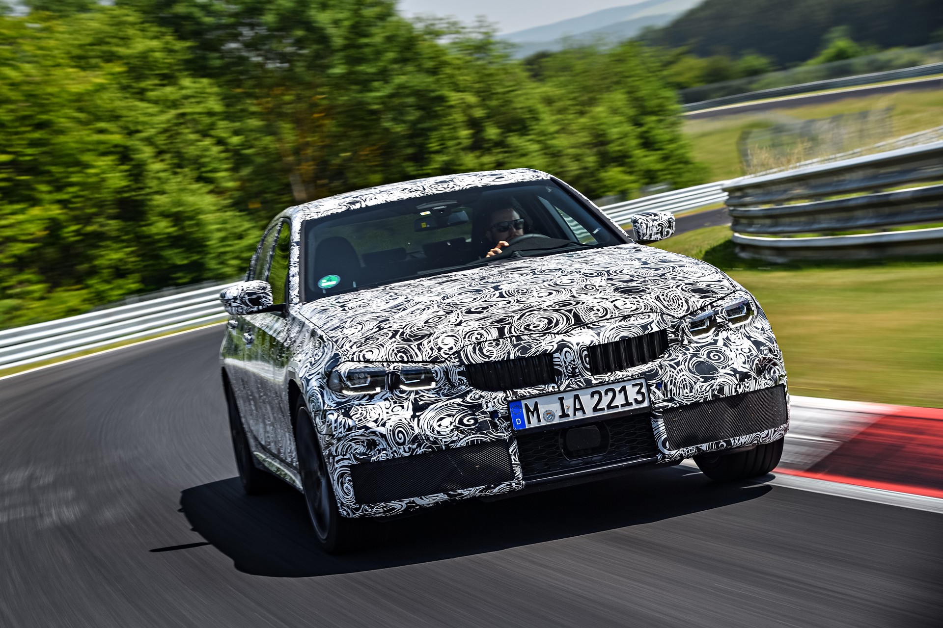 2019-BMW-3-Series-14 2019 BMW 3-Series Drops 121 Pounds, Will Have The Most Powerful Four-Cylinder Ever