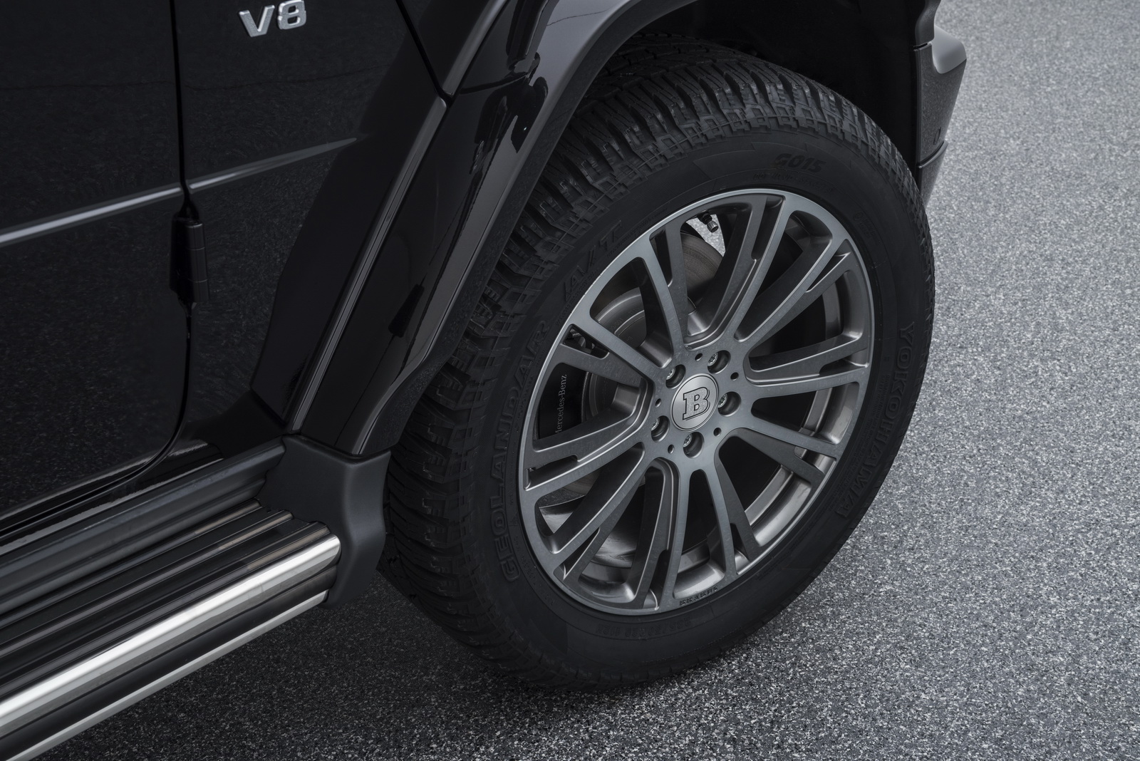 2019-mercedes-benz-g-class-brabus-tuning-10 Tired Of Tahoes? Mercedes G500 By Brabus Would Look Great In A Black-Ops Flick