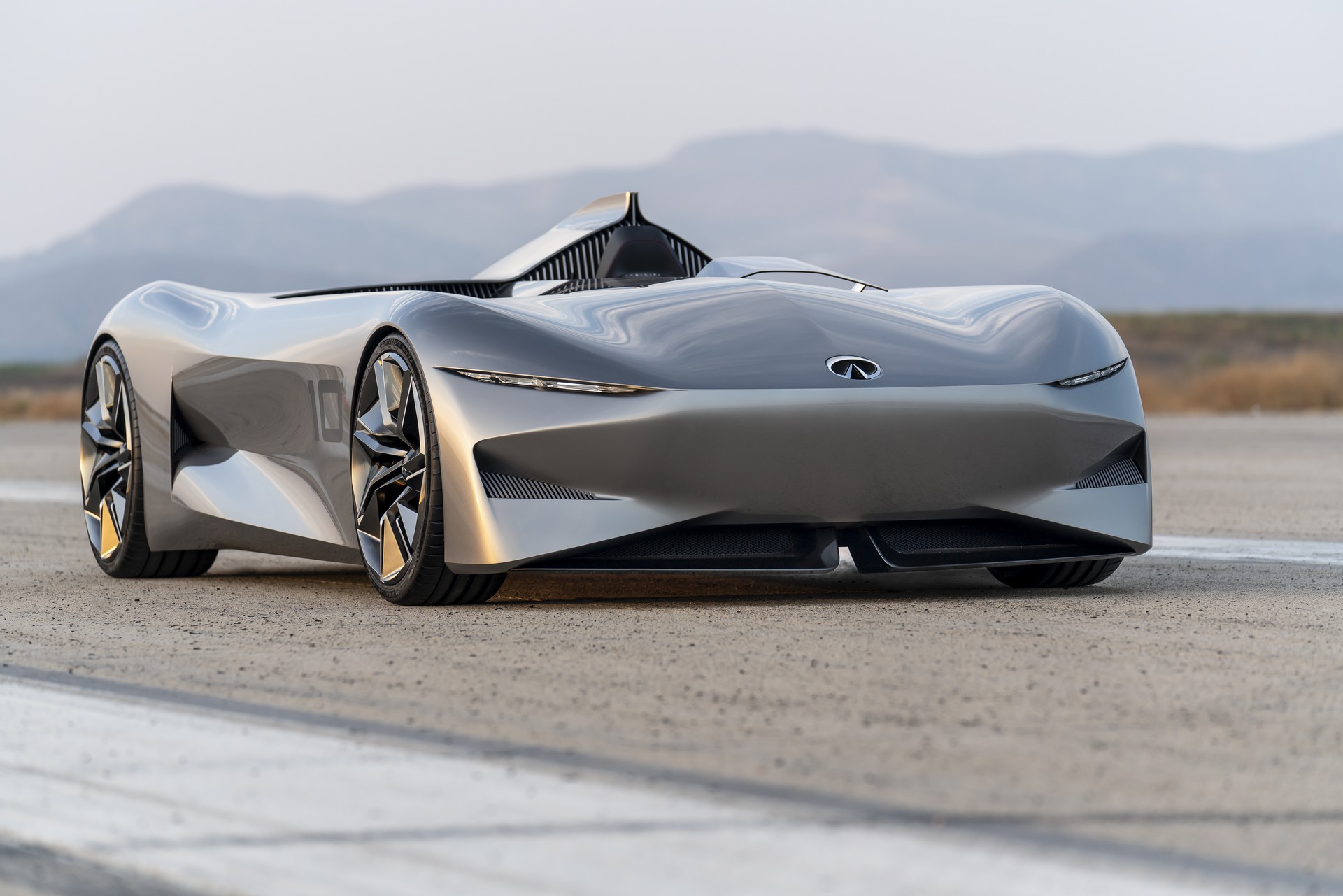 Infiniti Prototype 10-27 Infiniti’s Prototype 10 Is A Futuristic Speedster Inspired By Electrified Performance