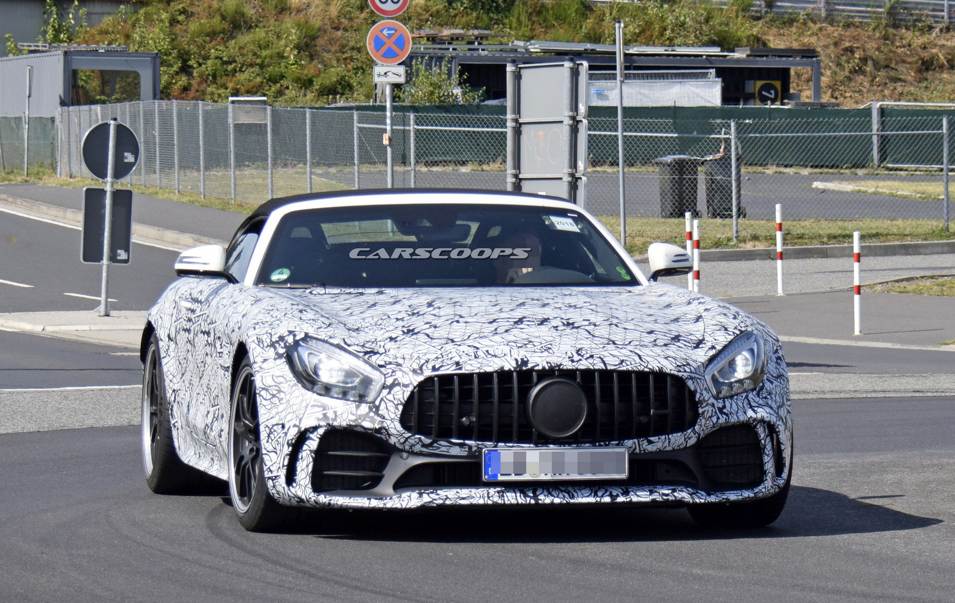 Mercedes-AMG-GT-R-Roadster-Spy-1 Mercedes-AMG GT R Roadster Will Combine Drop Top Fun With 577 HP