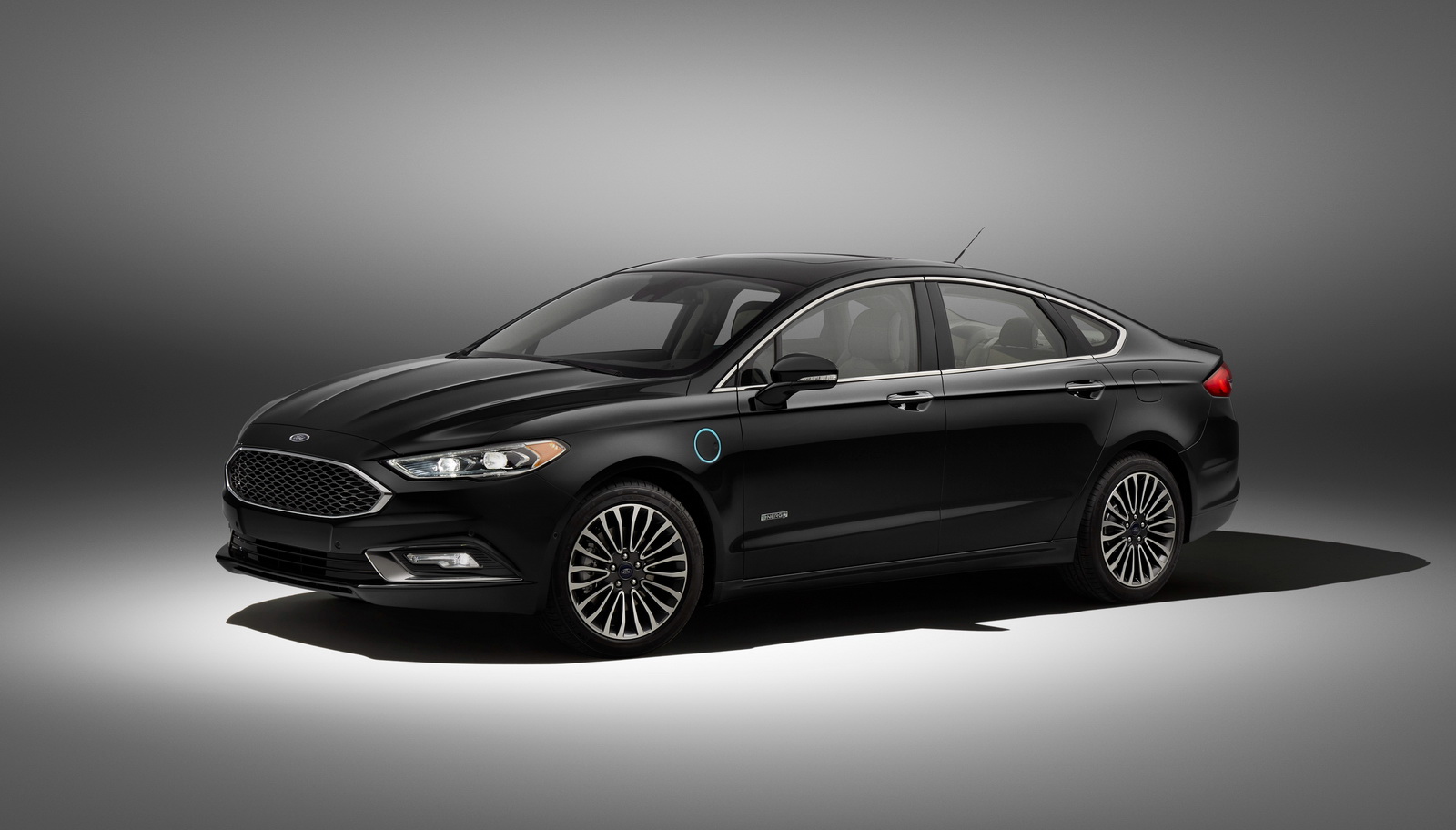Ford-Recalls-Charging-Cables-5 Ford Issues Recall Of 50,000 EV Charging Cables Over Fire Risk