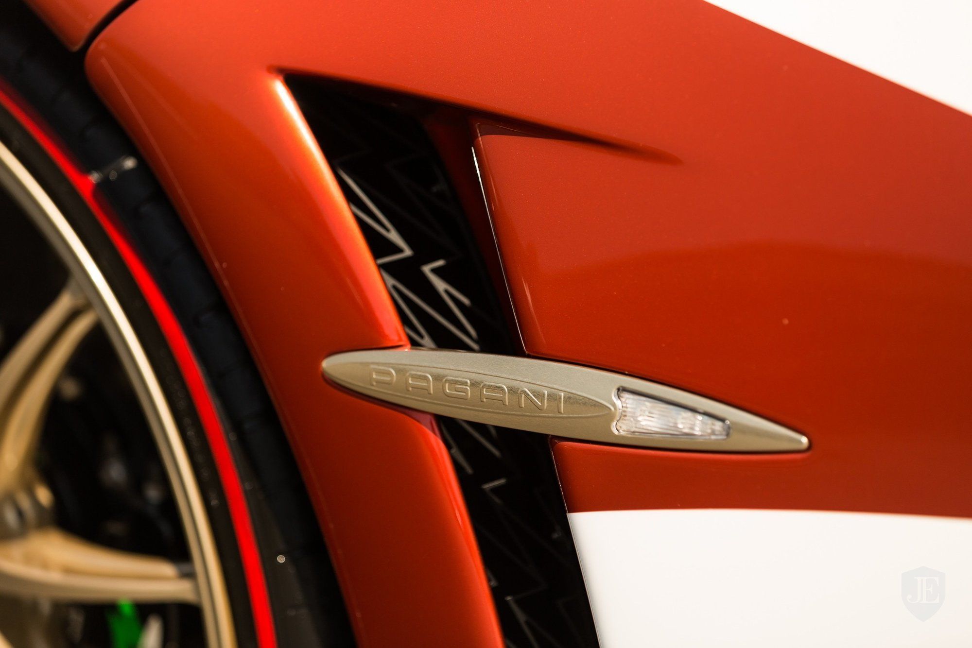 Pagani-Huayra-Lampo-29 Lapo Elkann Selling His Bespoke Pagani Huayra With 5 Miles On The Odo