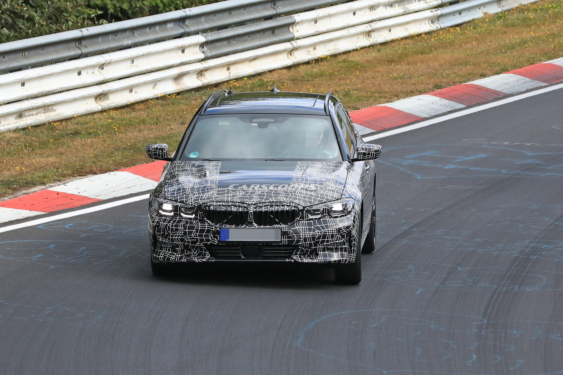2019 BMW 3-Series-Touring-1 2019 BMW 3-Series Touring Spied Looking Like A Little 5er (New Photos)