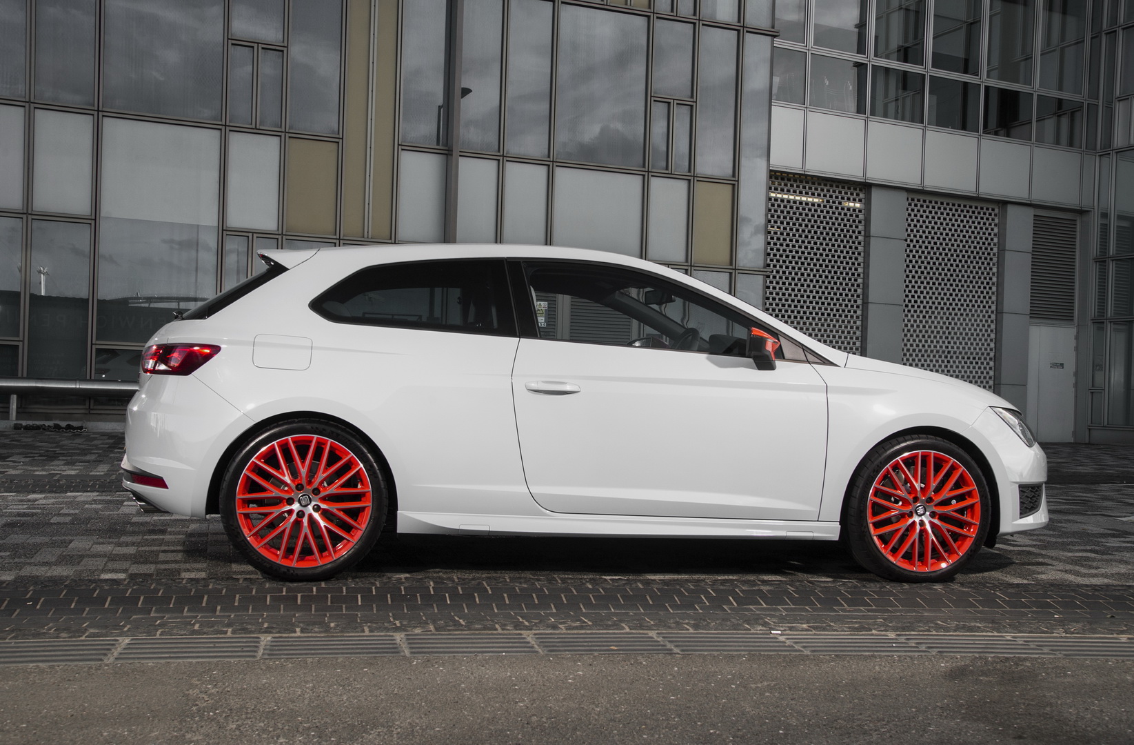 seat-leon-sc-cupra-ultimate-6 3-Door Seat Leon SC Discontinued In The UK, 5-Door And Estate Still On Sale