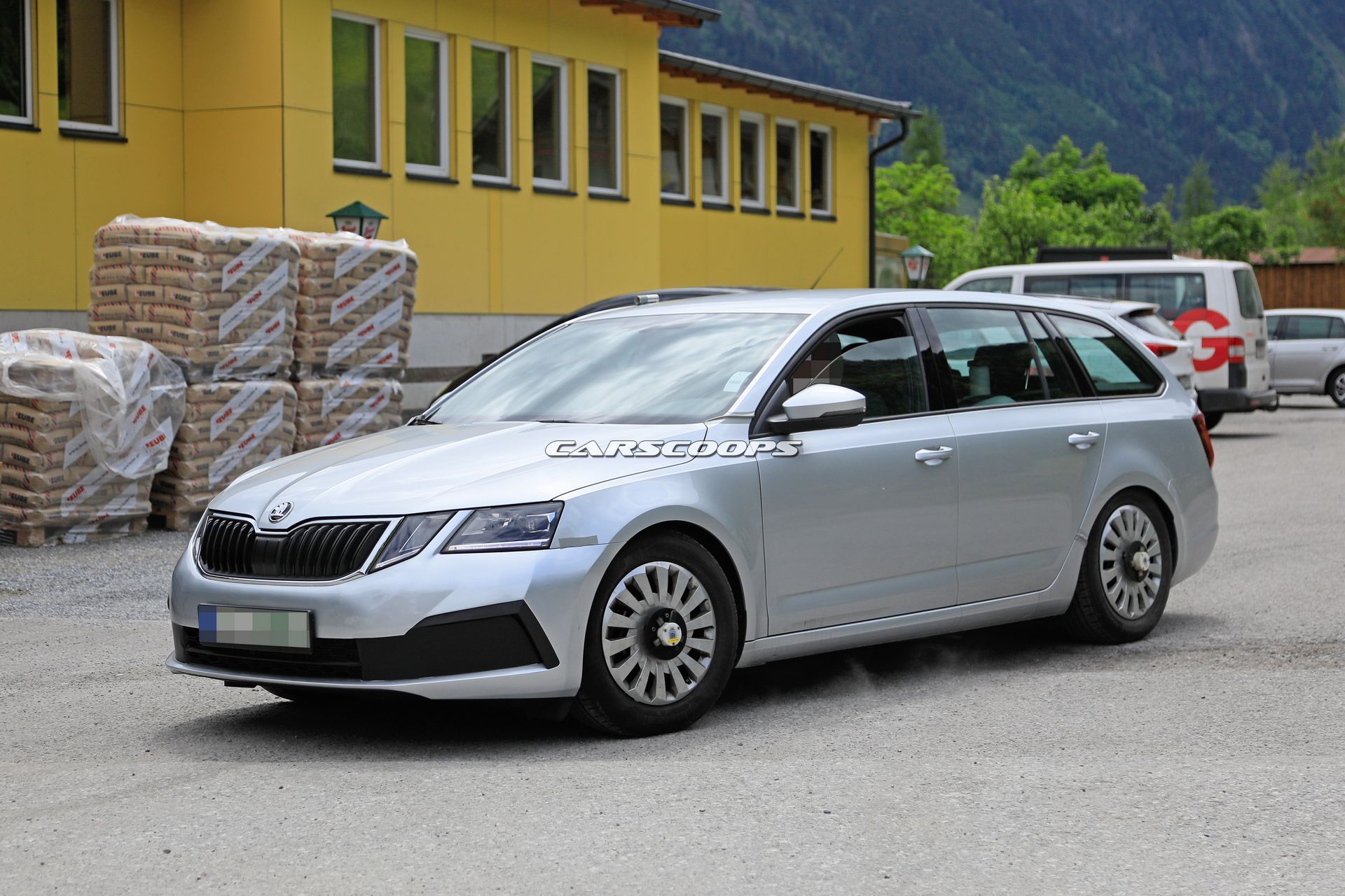 2020-skoda-octavia-new-info-3 Skoda Exec Says 2020 Octavia Will Be A “State-Of-The-Art” Hatchback