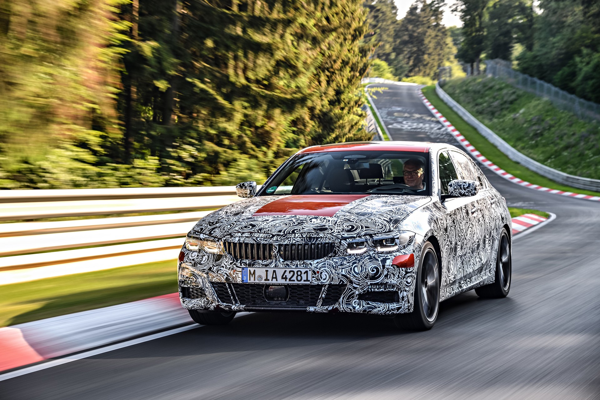 2019-BMW-3-Series-1 2019 BMW 3-Series Drops 121 Pounds, Will Have The Most Powerful Four-Cylinder Ever