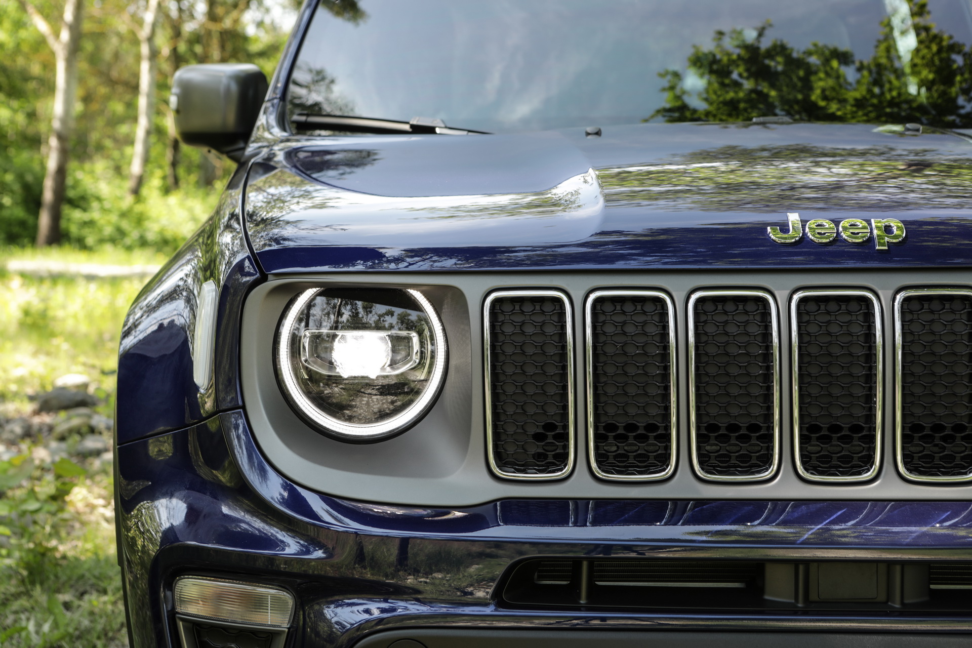 2019-Jeep-Renegade-37 2019 Jeep Renegade: Here’s What The Facelifted Model Costs In The UK
