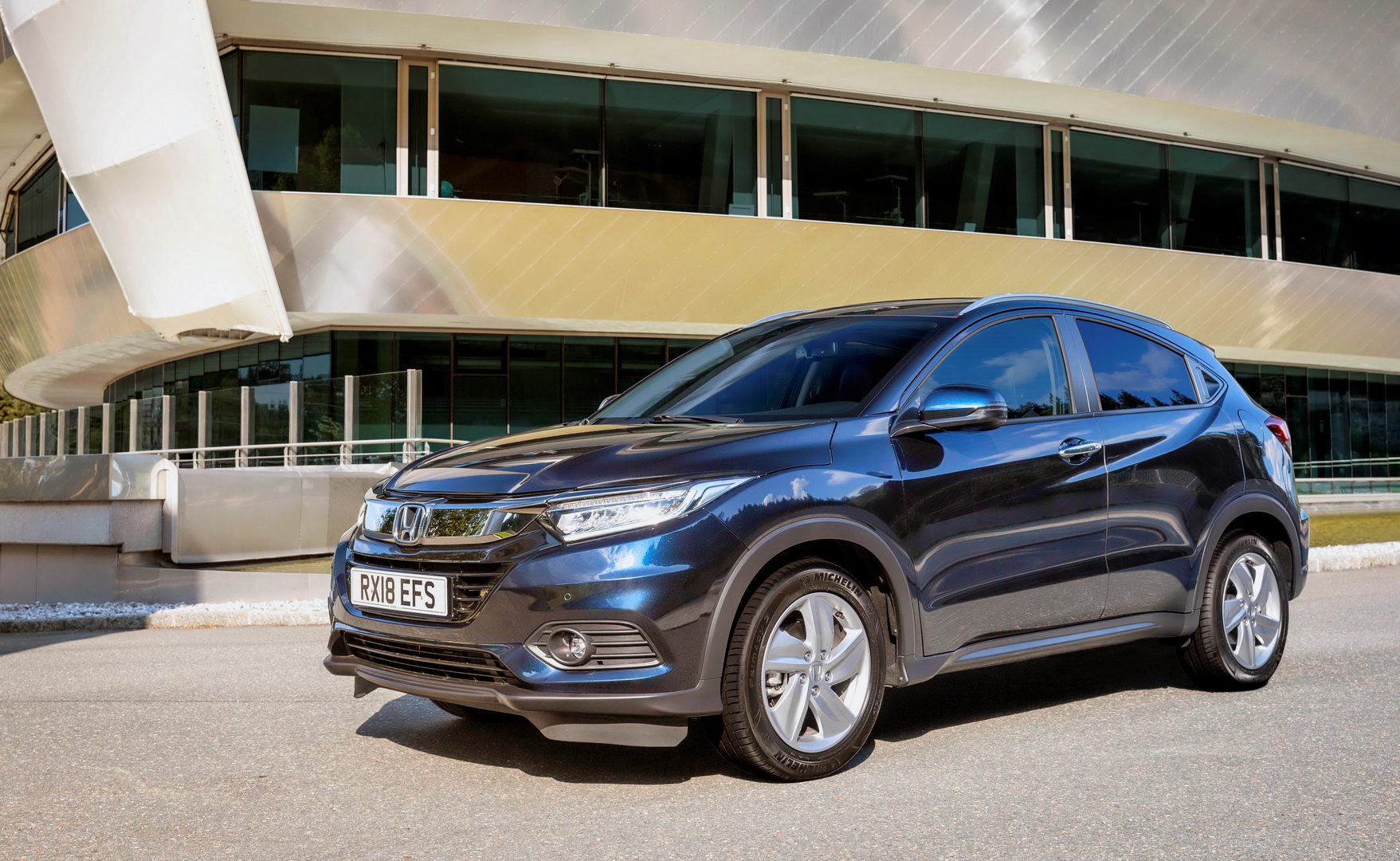 2019-honda-hr-v-europe-7 Euro-Spec 2019 Honda HR-V Revealed With 1.5-Liter Petrol Engine