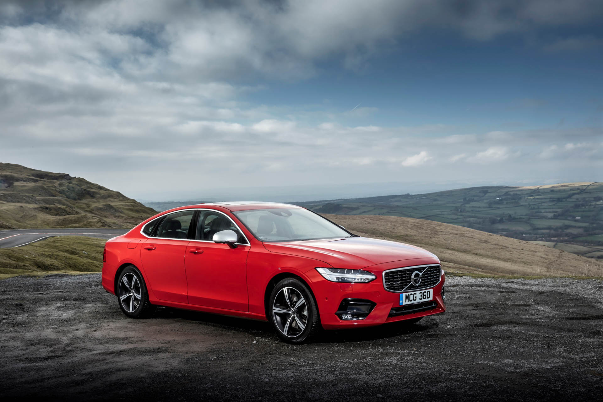 Volvo S90 Volvo UK Slots A More Powerful Gasoline Engine Into Its Biggest Models