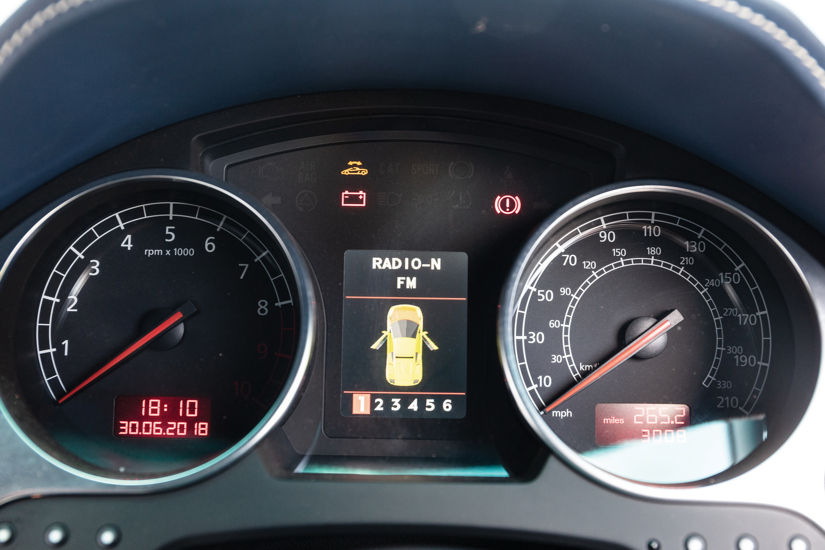 lamborghini-gallardo-spyder-rod-stewart-23 Do Ya Think Ex-Rod Stewart Lamborghini Gallardo Spyder Is Sexy? Then Bid On It