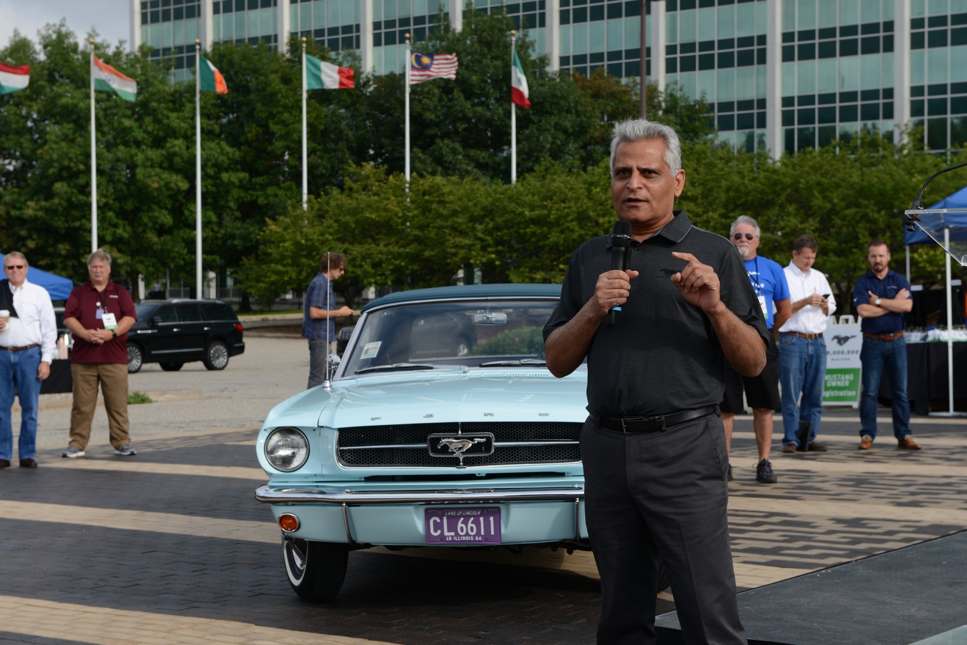 Ford-Mustang-21 Ford Unveils The 10 Millionth Mustang, Has 296 HP More Than The Original
