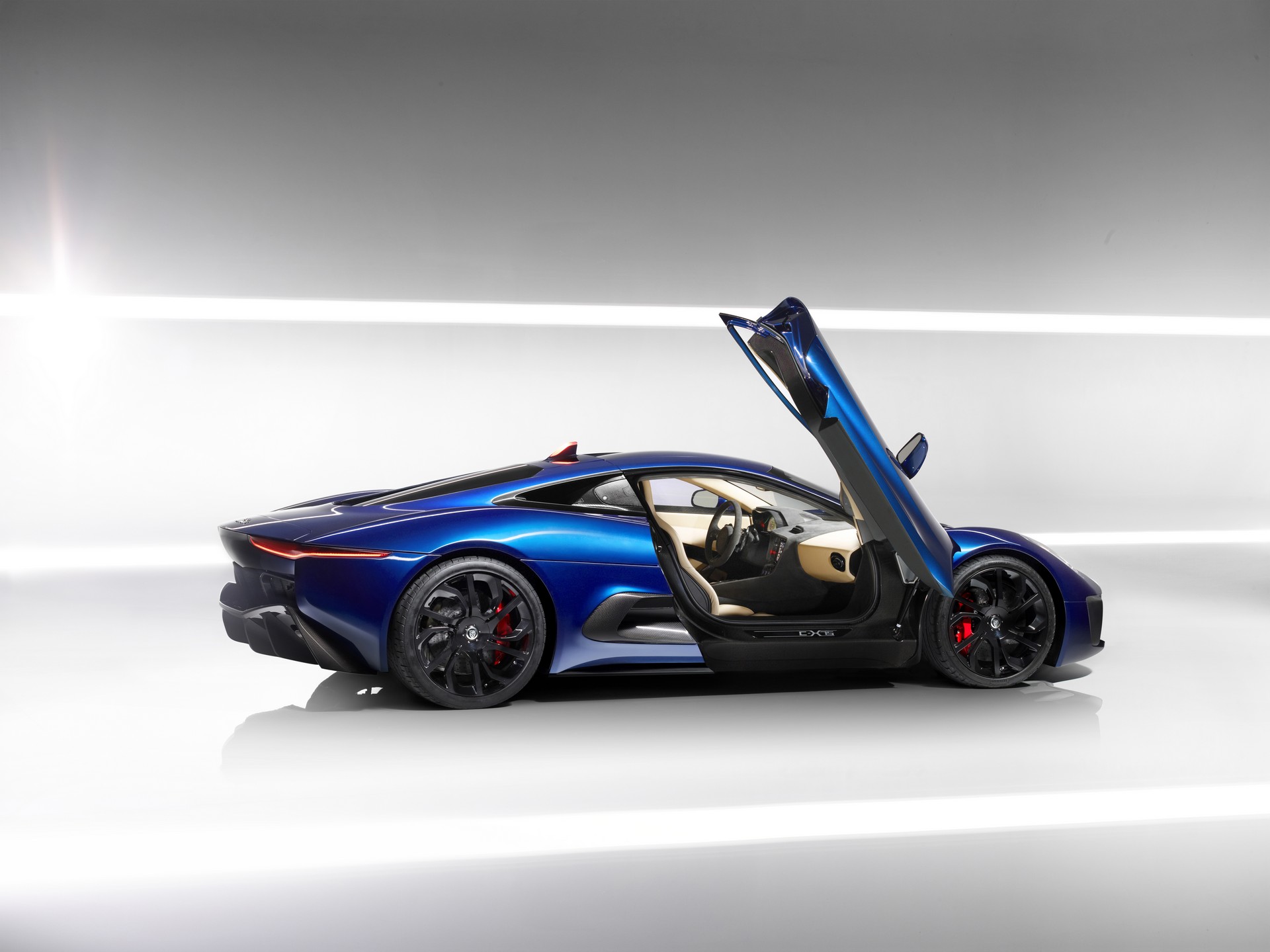 JAGUAR C-X75-6 Jaguar’s Reportedly Working On A Mid-Engine Hybrid Supercar With 550+ HP