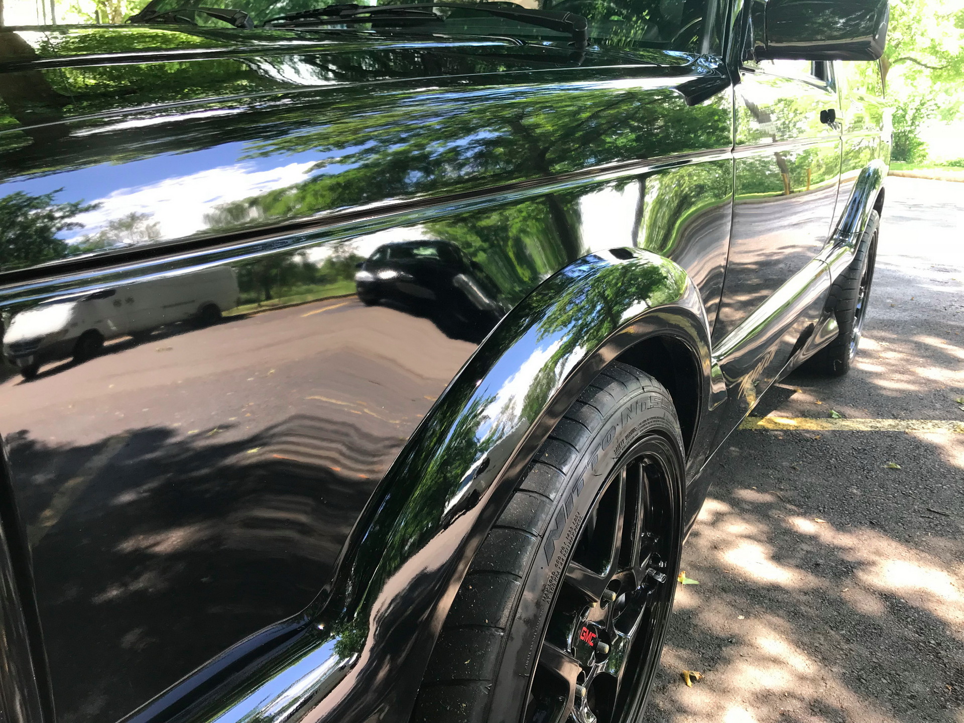 1993-gmc-typhoon-bat-auction-11 GMC Typhoon Turbo AWD Is Your 1990s Sleeper SUV