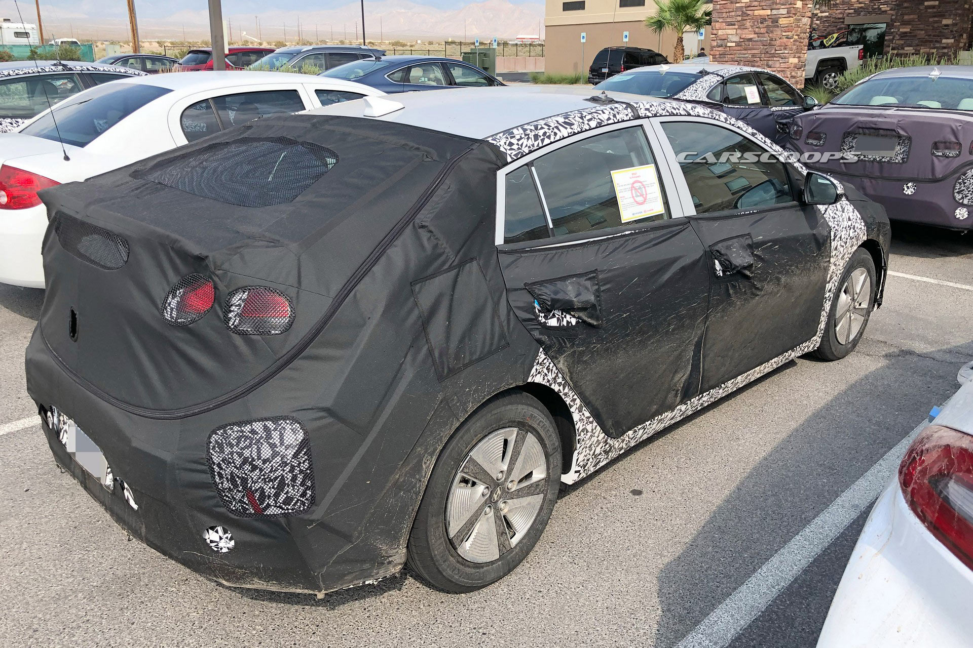 Hyundai Ioniq Facelift Spy-7 2020 Hyundai Ioniq Facelift Spied With A New Grille