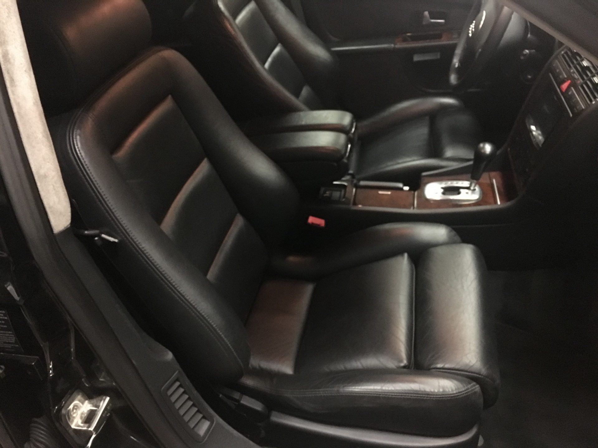 2003-audi-a8l-auction-bat-18 $21k Wasn’t Enough To Secure This Refurbished 2002 Audi A8L