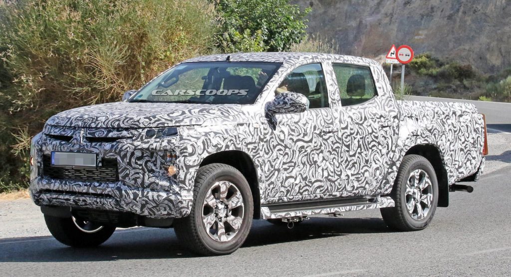 2019-mitsubishi-l200-facelift-spy-16 Facelifted Mitsubishi L200 Pickup Getting Split Headlight Design