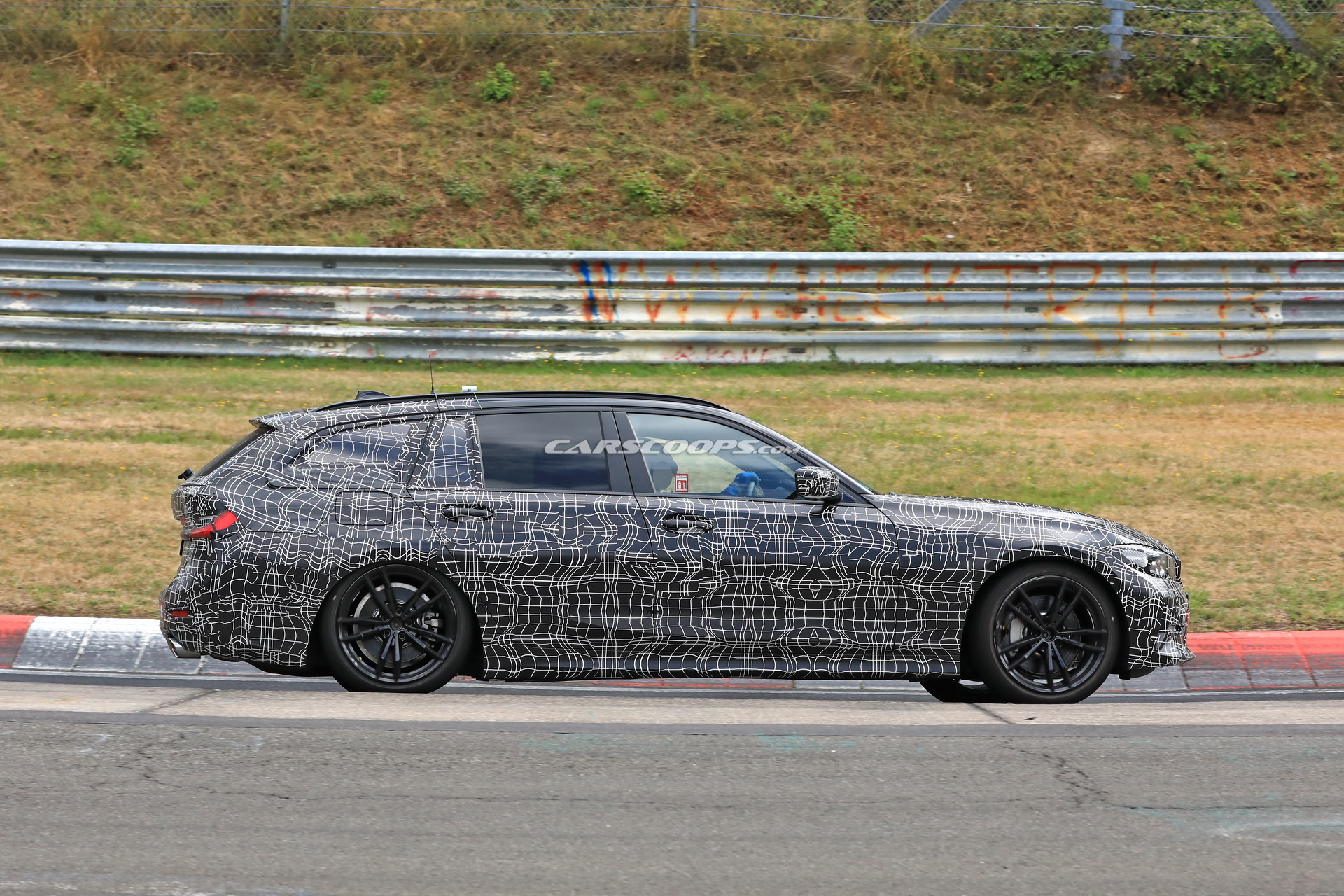 2019 BMW 3-Series-Touring-5 2019 BMW 3-Series Touring Spied Looking Like A Little 5er (New Photos)