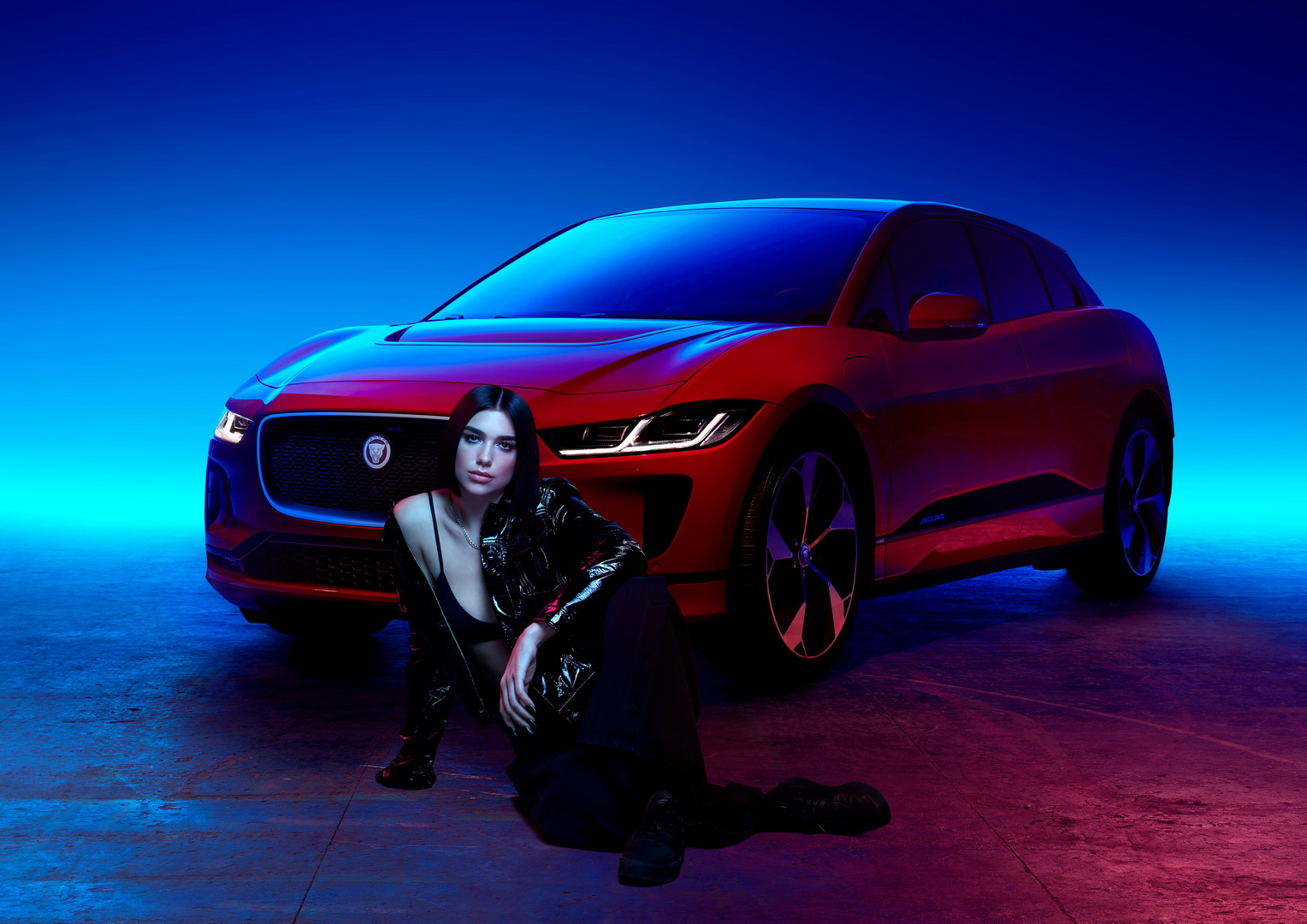 jaguar-i-pace-dua-lipa-1 Jaguar I-Pace Will Get On Stage With Streaming Sensation Dua Lipa