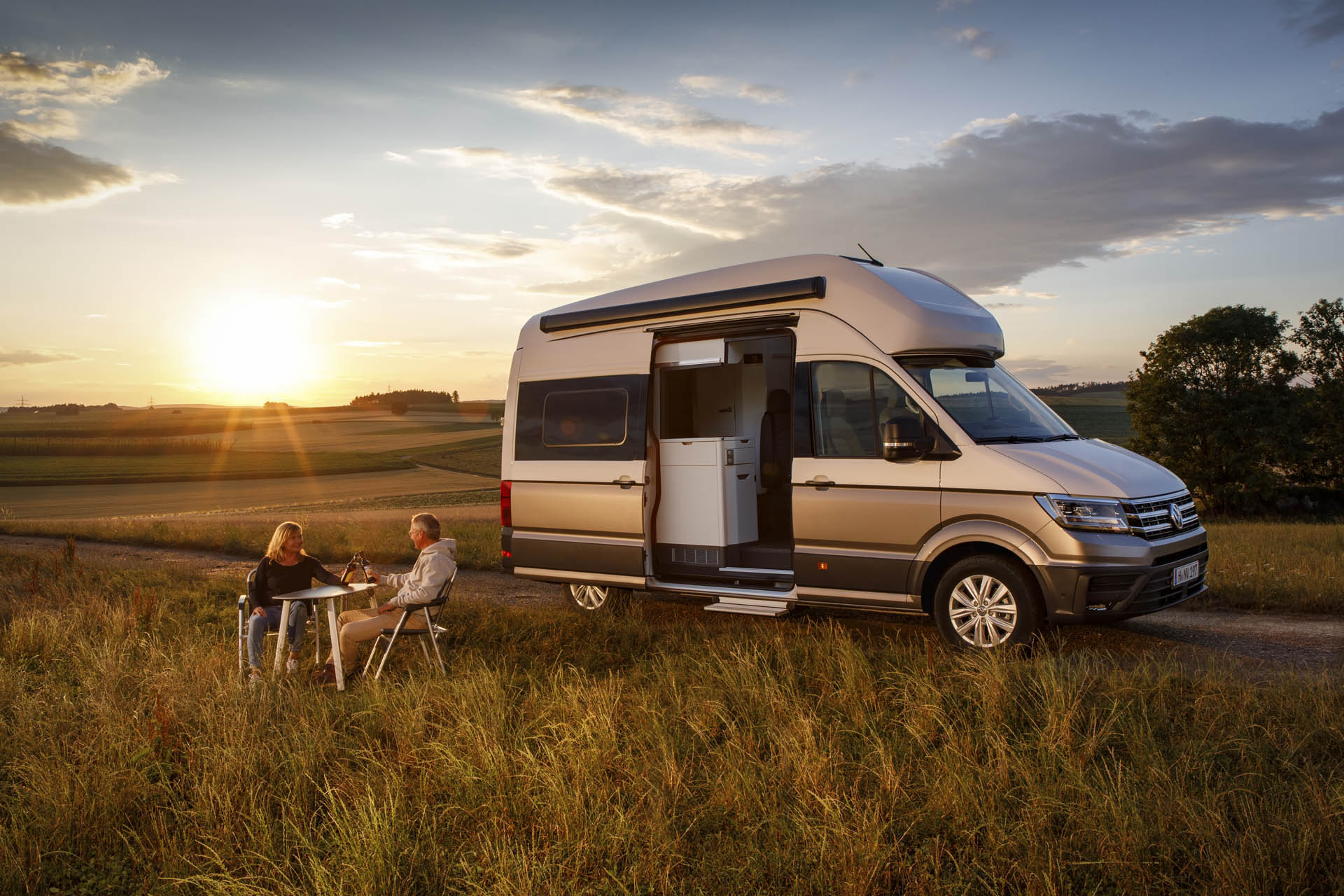 VW-Grand-California-11 VW’s Latest Has Everything On Board… Including The Kitchen Sink