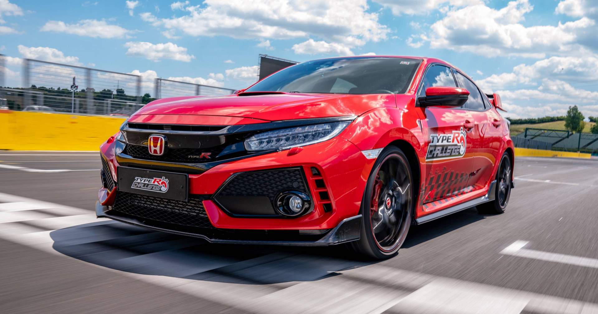 Honda Civic Type R Is The Fwd King Of Hungaroring Again Carscoops