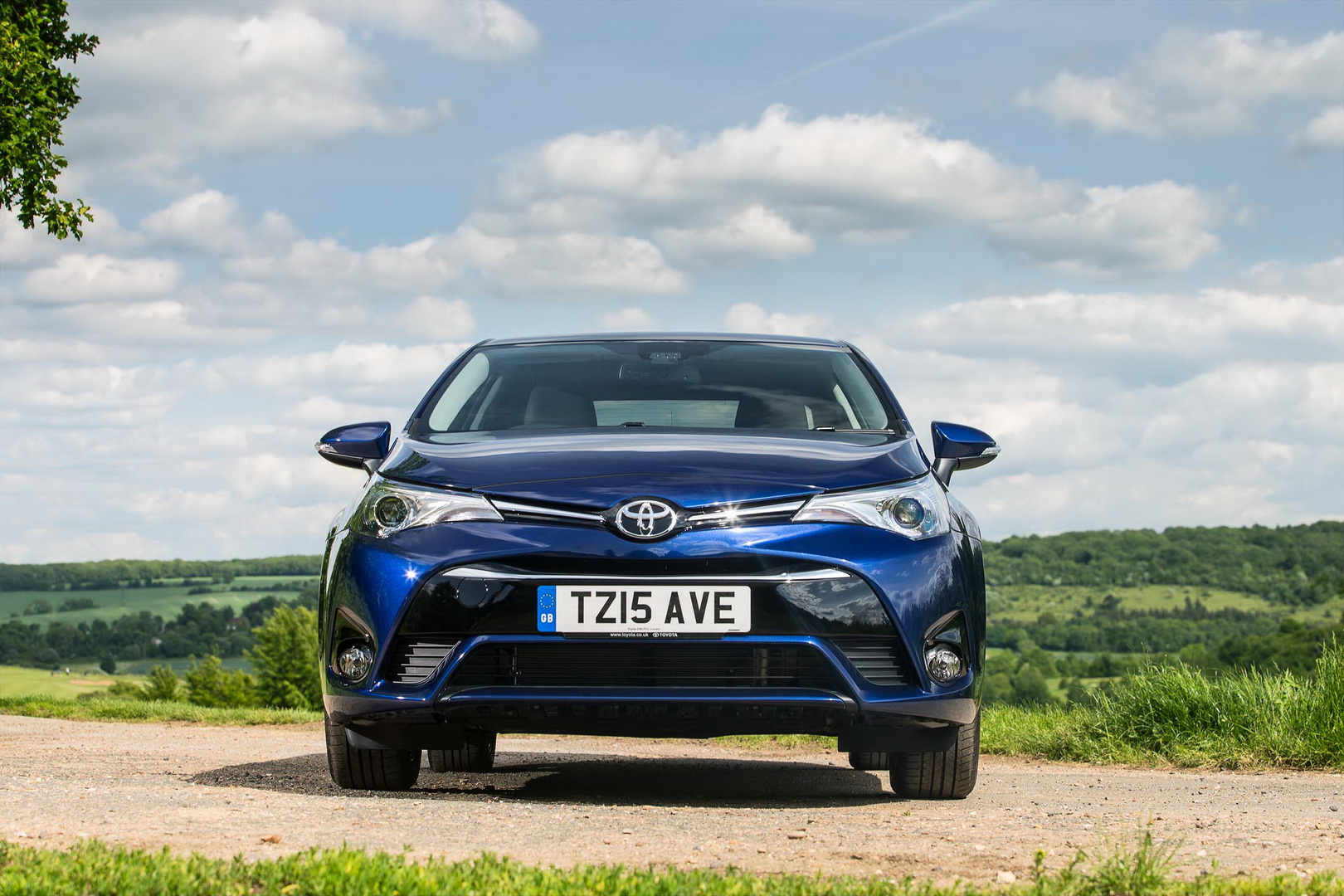 toyota-avensis-6 Sorry Sir, You Cannot Order An Avensis Anymore; May We Suggest The Camry Hybrid?