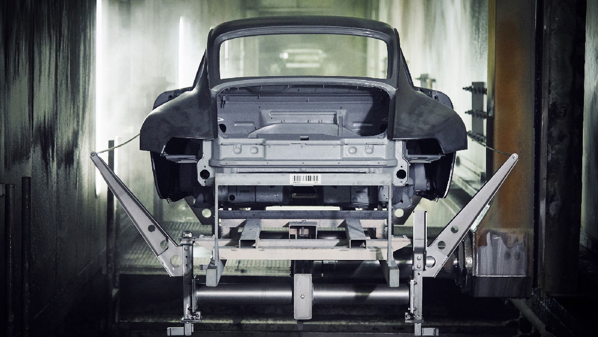 Porsche-993-Turbo-Project-Gold-3 Porsche’s Project Gold Is A Brand New, 20-Year Old 993 Turbo