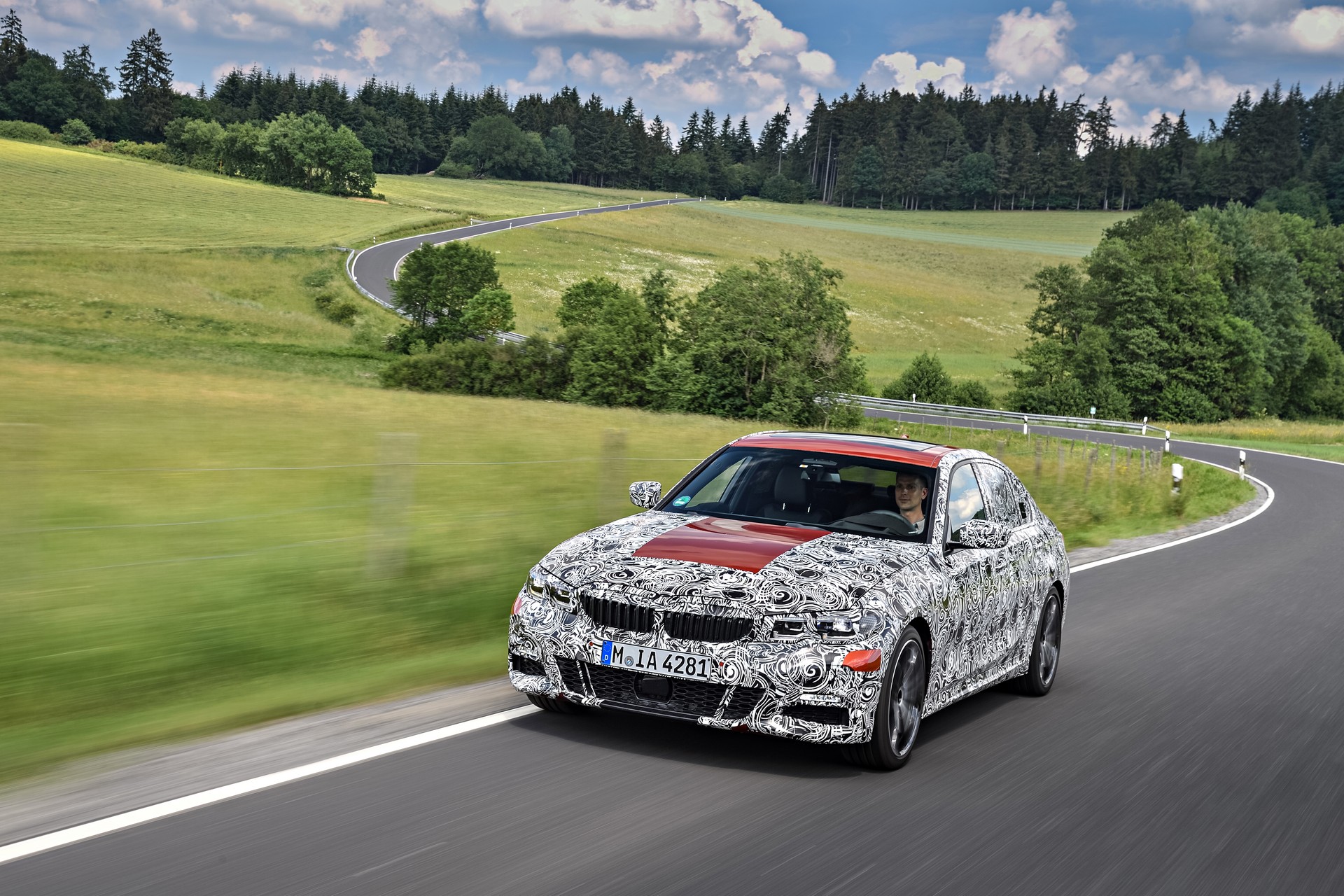 2019-BMW-3-Series-21 2019 BMW 3-Series Drops 121 Pounds, Will Have The Most Powerful Four-Cylinder Ever