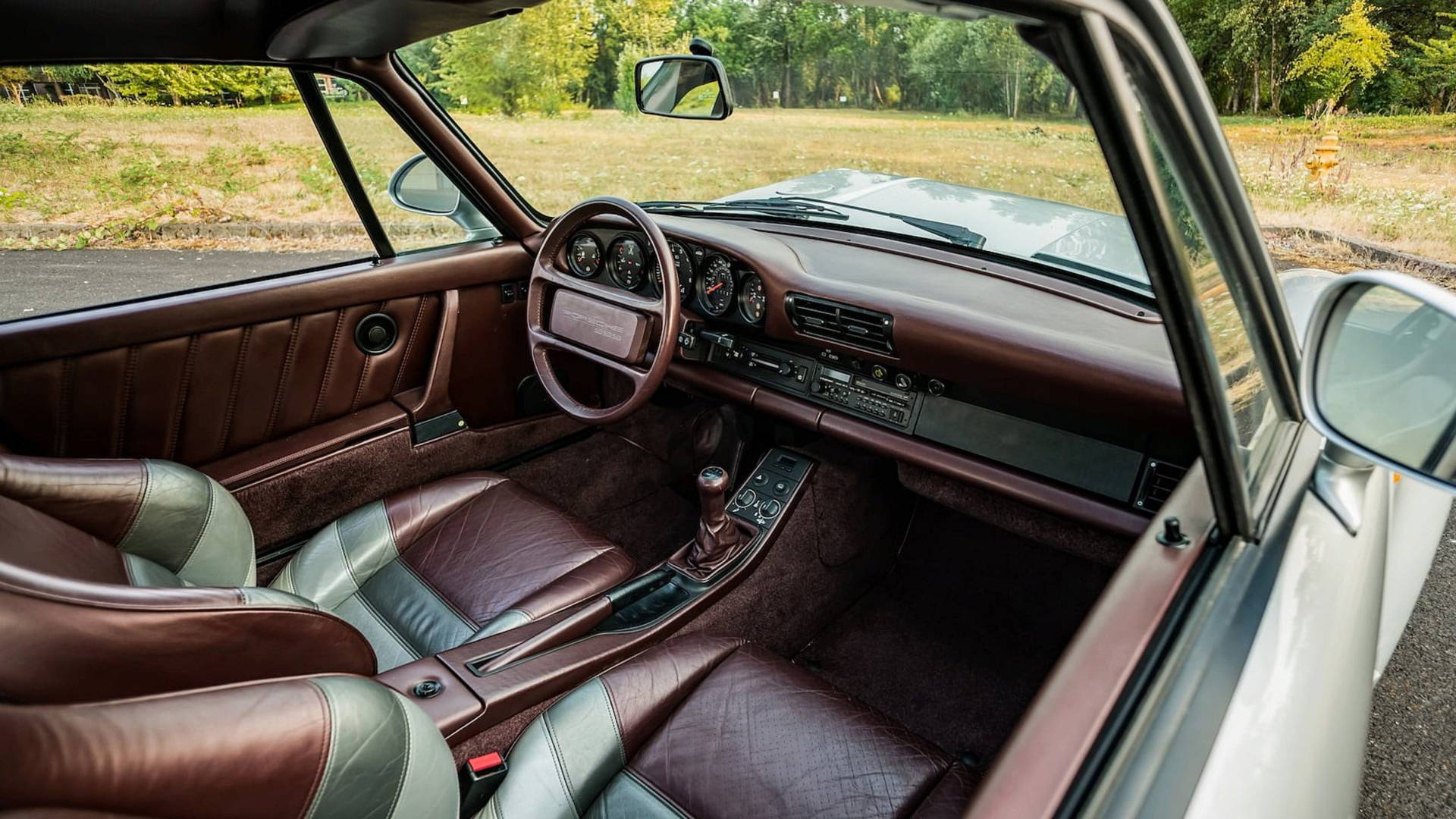 Porsche-959-Komfort-Crashed-18 Crashed Porsche 959 Komfort Sells For Almost Half A Million Dollars