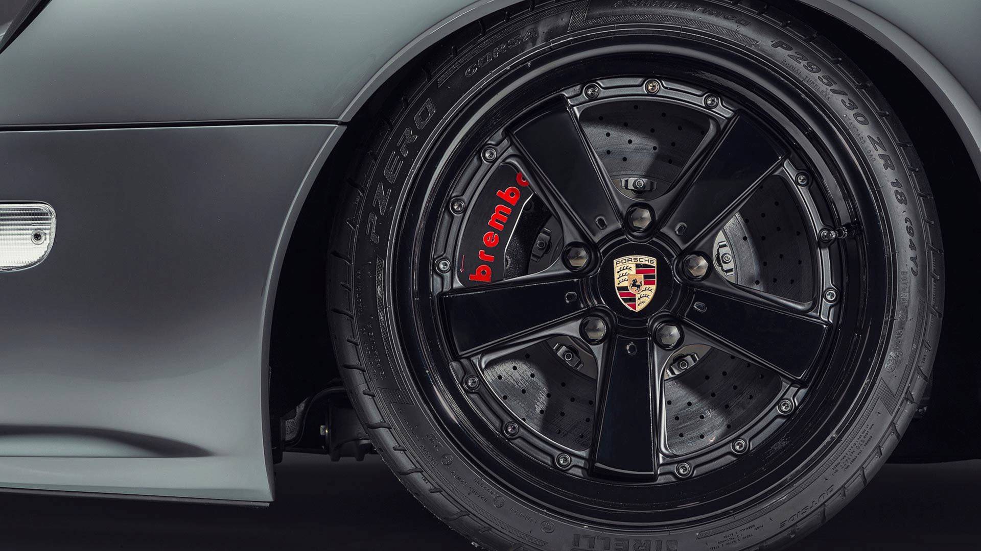 Gunther-Werks-Porsche-911-12 Nothing To See Here, Just A Glorious Naked-Carbon Porsche 993 Body By Gunther Werks