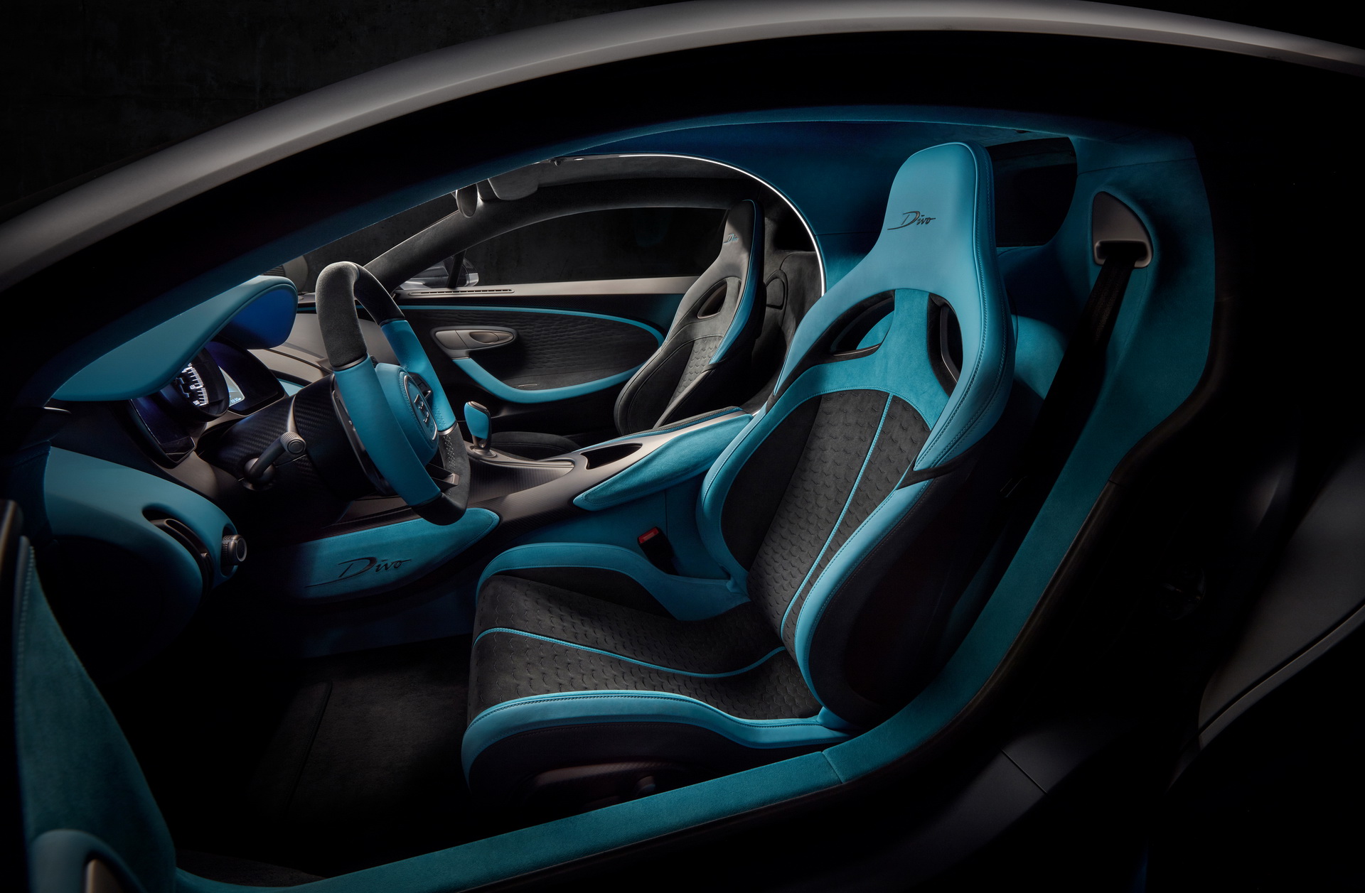 Bugatti Divo 24 Bugatti Divo Debuts With 1500 HP, Production Limited To 40 Units