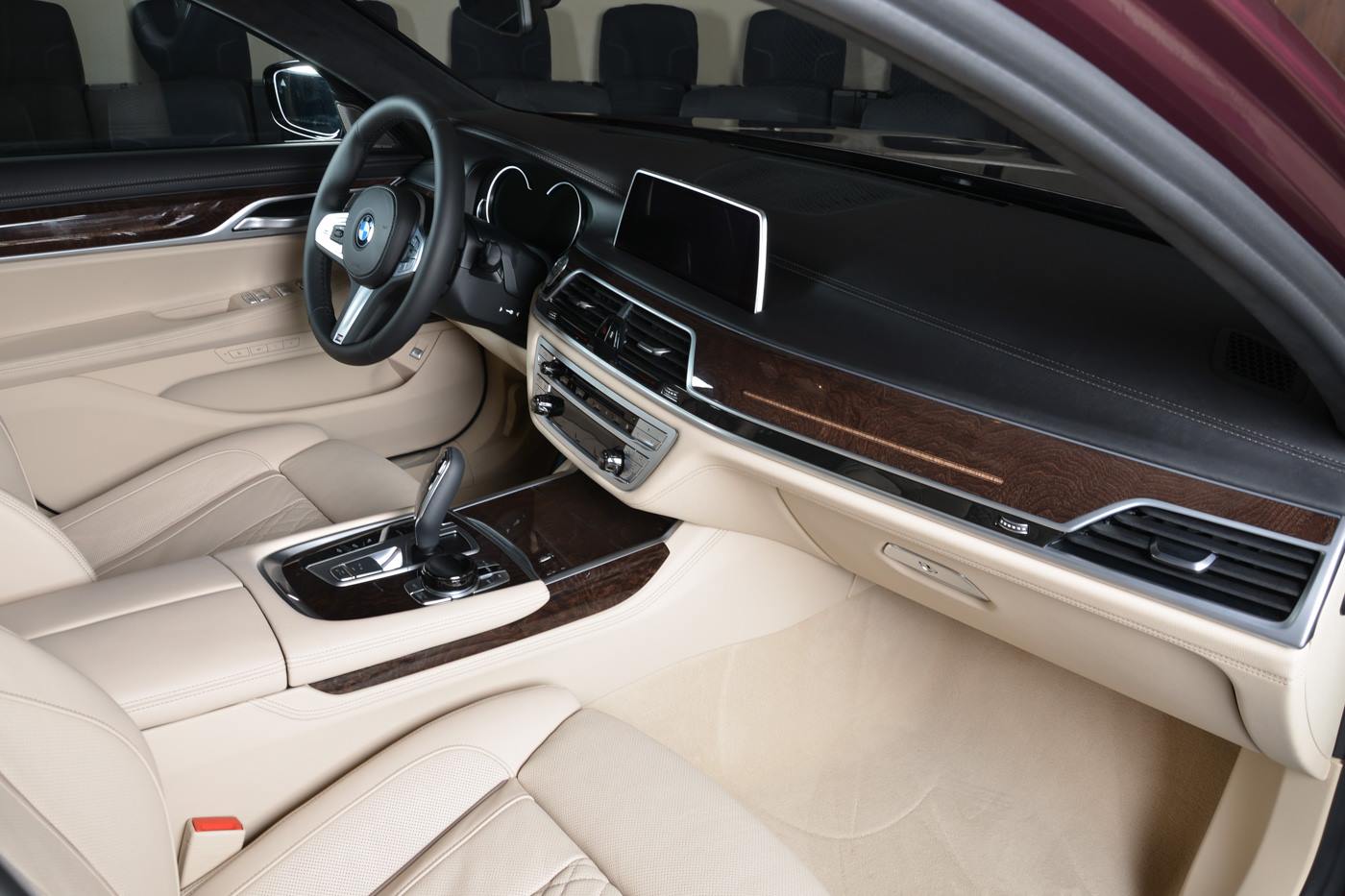 bmw-740li-wildberry-abu-dhabi-motors-11 Have You Ever Seen A Wildberry BMW? This 740Li Wears It Well