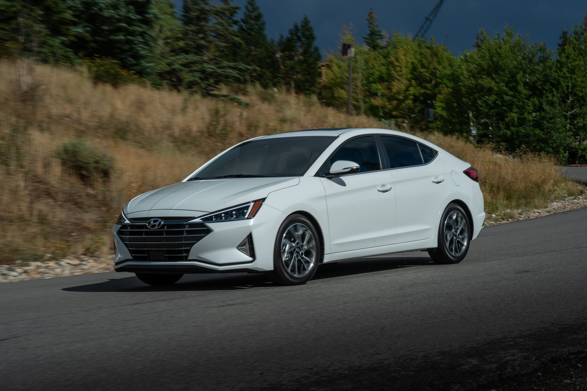 2019-Hyundai-Elantra-01 Updated 2019 Hyundai Elantra Goes On Sale, Priced From $17,985