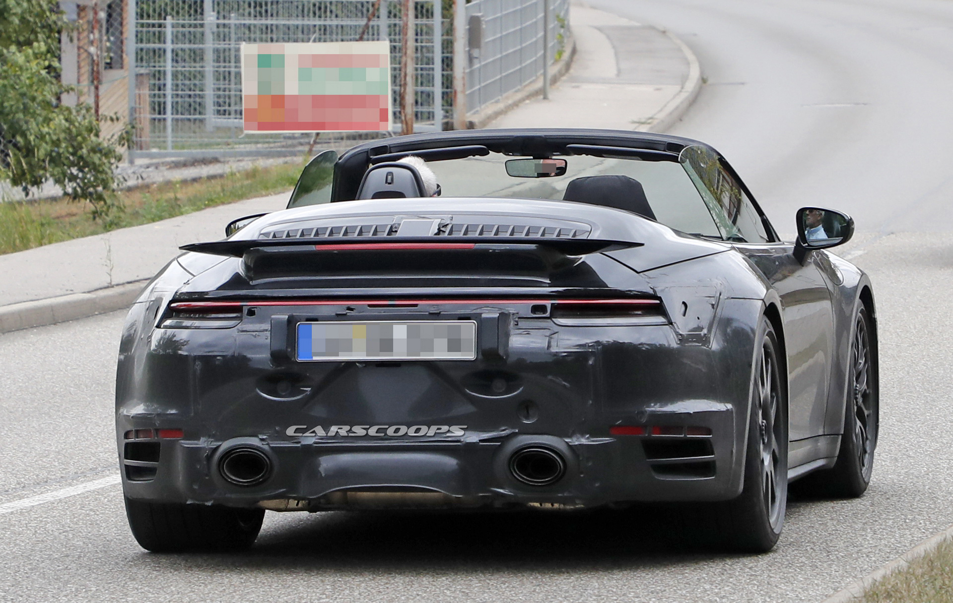 porsche-911-turbo-cabrio-top-down-spy-13 2020 Porsche 911 Turbo Cabrio Kisses Summer Goodbye With Top Down