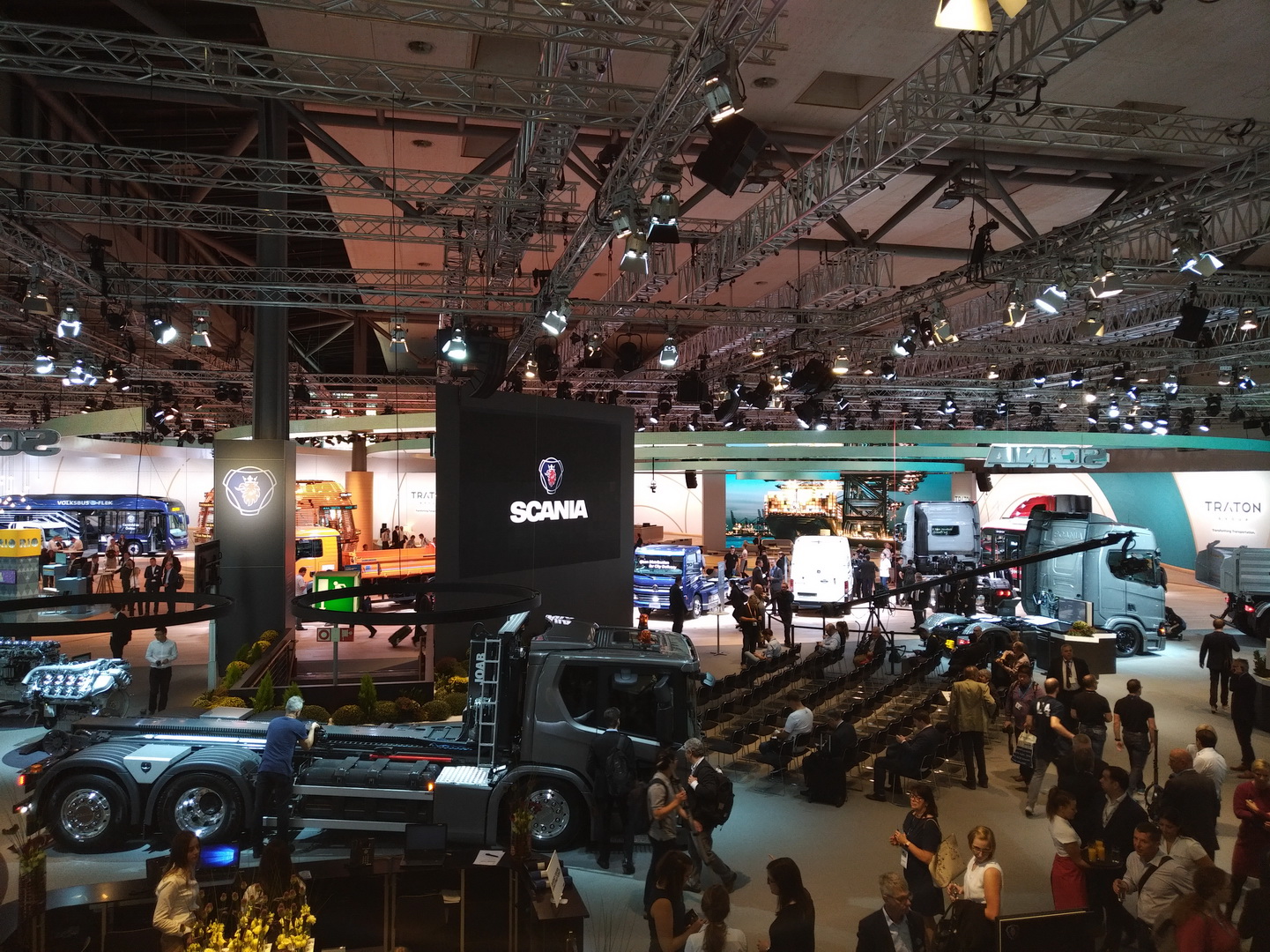 traton-group-2018-iaa-213 VW Truck & Bus Becomes TRATON Group, Wants To Revolutionize Global Transportation