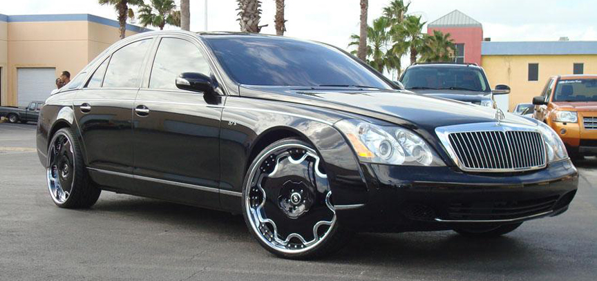 maybach-forgiato-wheels-4 Two-Tone Paint And Huge Rims Are One Way To Make Your Mercedes-Maybach S600 Stand Out