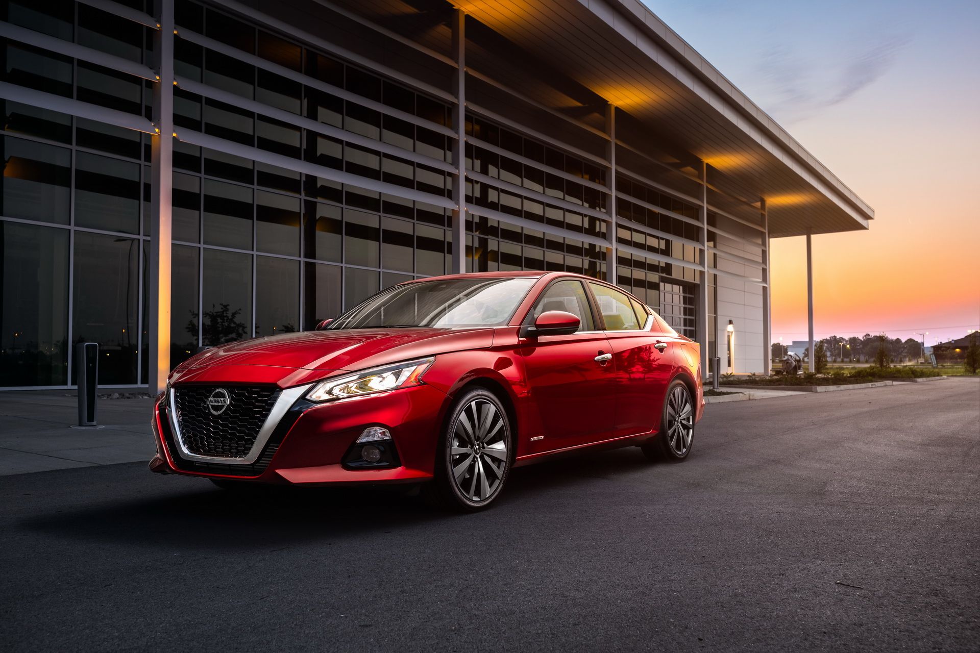 2019-nissan-altima-to-challenge-sedan-slump-3 Nissan Expects Sedans To Bounce Back As Younger Buyers Don’t Want “Daddy’s” Crossover