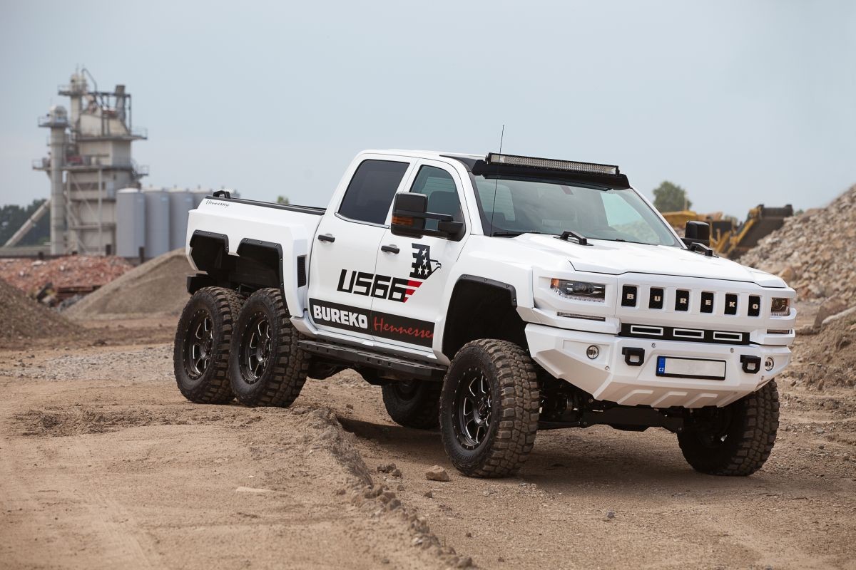 Bureko-6x6-based-on-Chevrolet-Silverado-28 Chevy Silverado Goes To Czech Republic, Returns As The Brutal Bureko 6×6