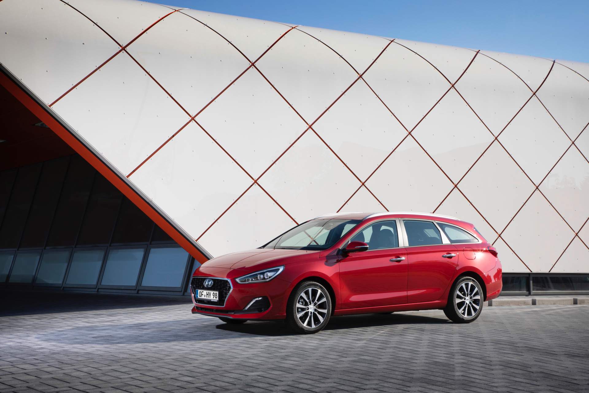 2019-Hyundai-i30-Wagon-10 2019 Hyundai i30 Hatch And Wagon Get New Diesels And Styling Tweaks